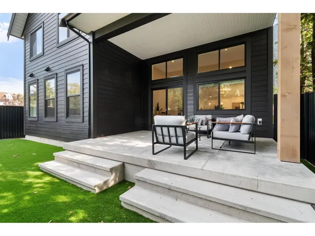 396 EAGLE STREET, Harrison Hot Springs 5