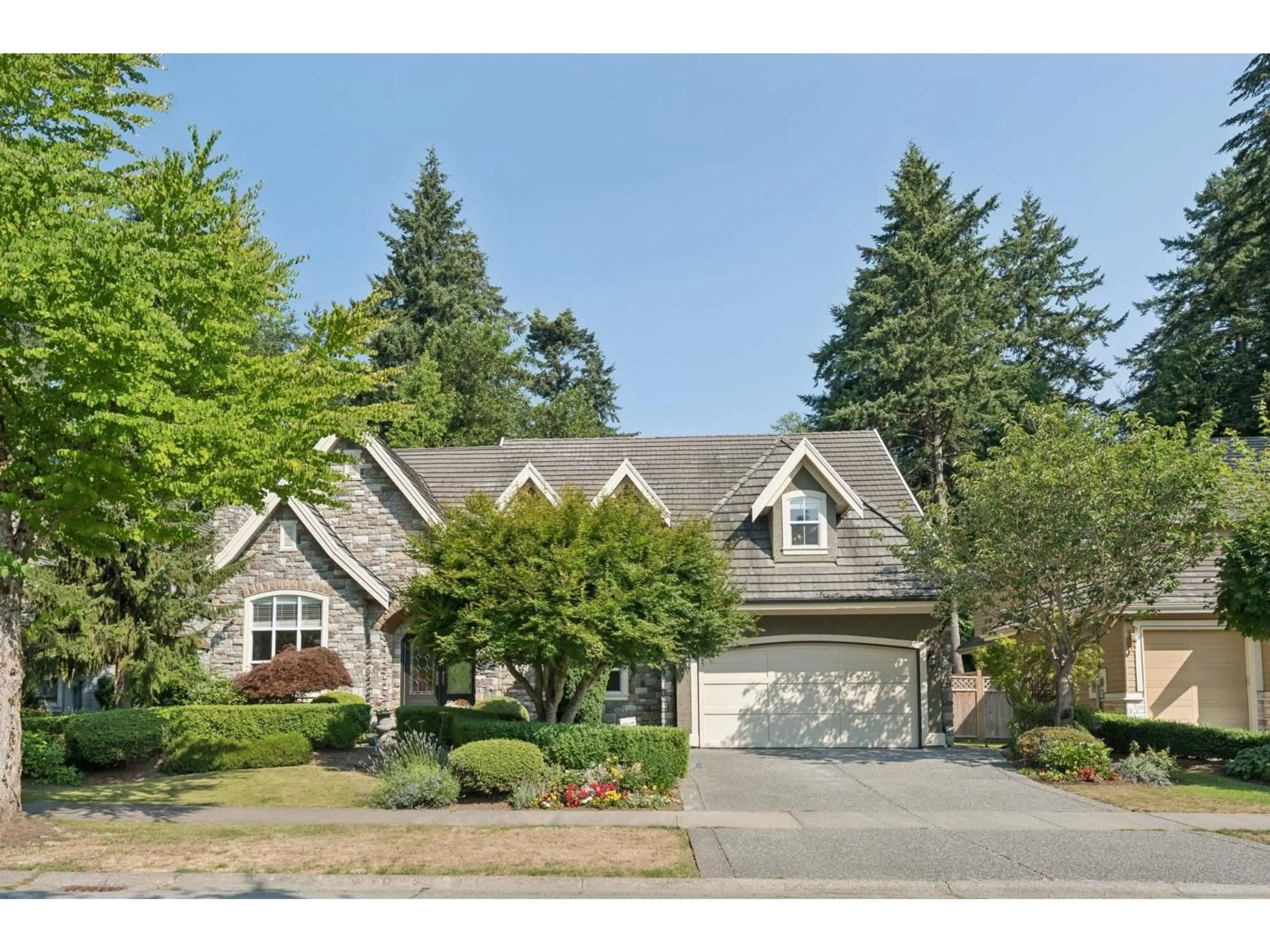 Home with vinyl exterior material, street for 14185 33 AVENUE, Surrey British Columbia V4P3M1