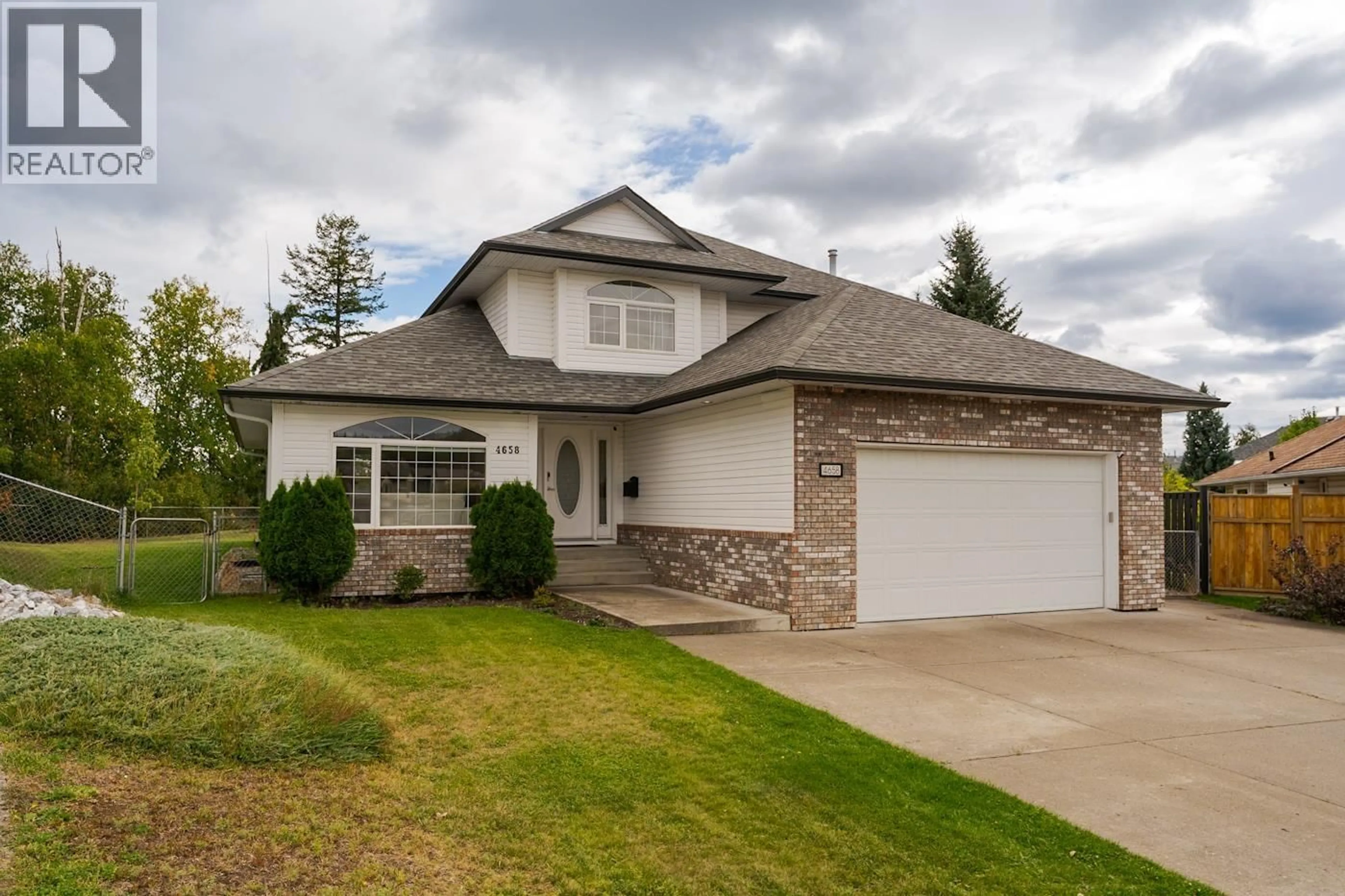 Home with vinyl exterior material, street for 4658 RYSER COURT, Prince George British Columbia V2M6X8