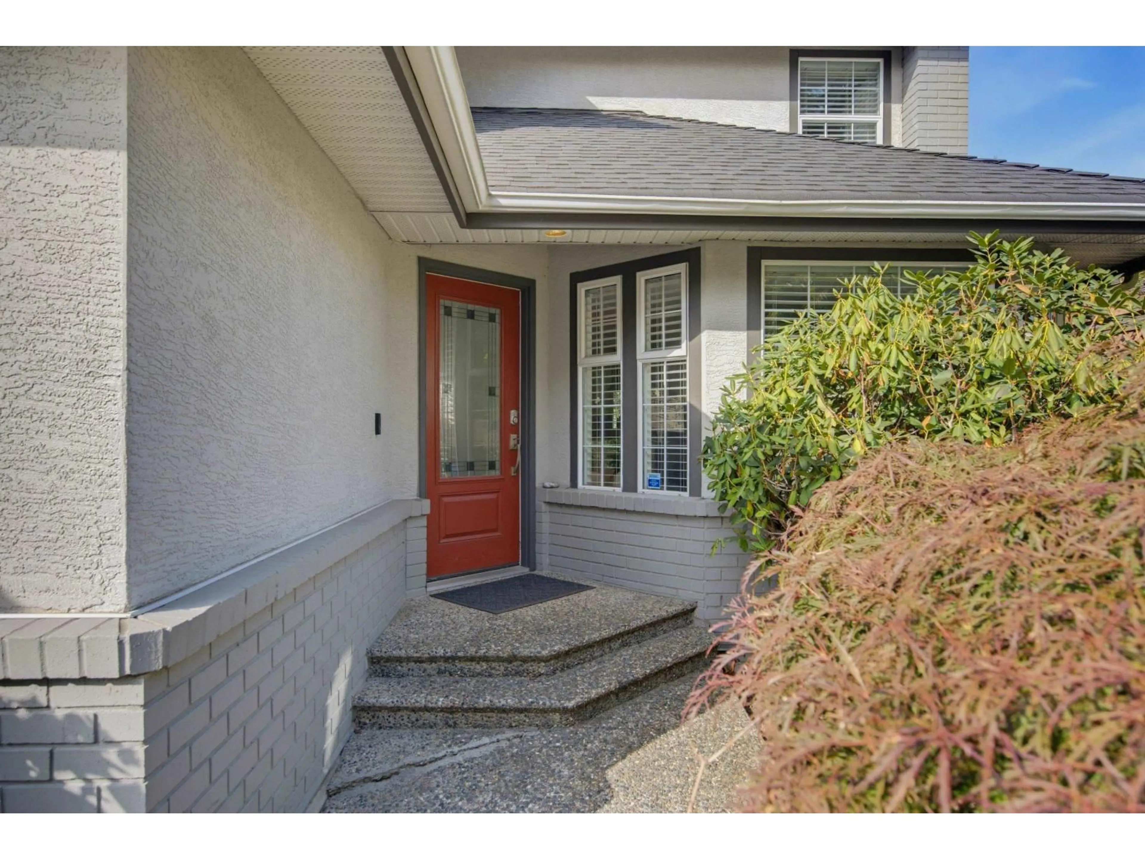 Indoor entryway for 5695 185 STREET, Surrey British Columbia V3S7T1