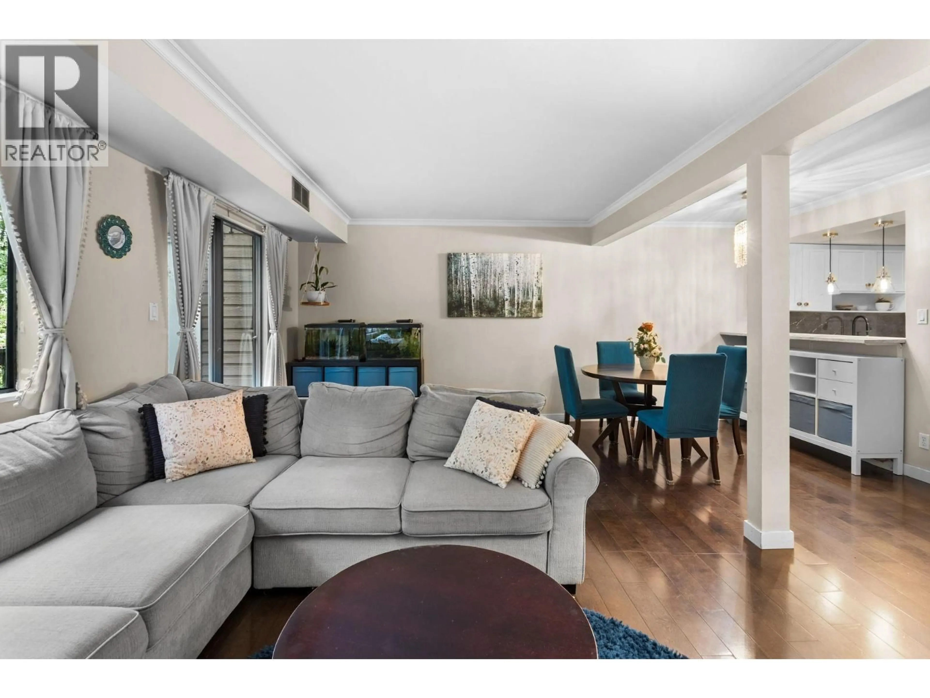 Living room with furniture, wood/laminate floor for 1934 GOLETA DRIVE, Burnaby British Columbia V5A1P6