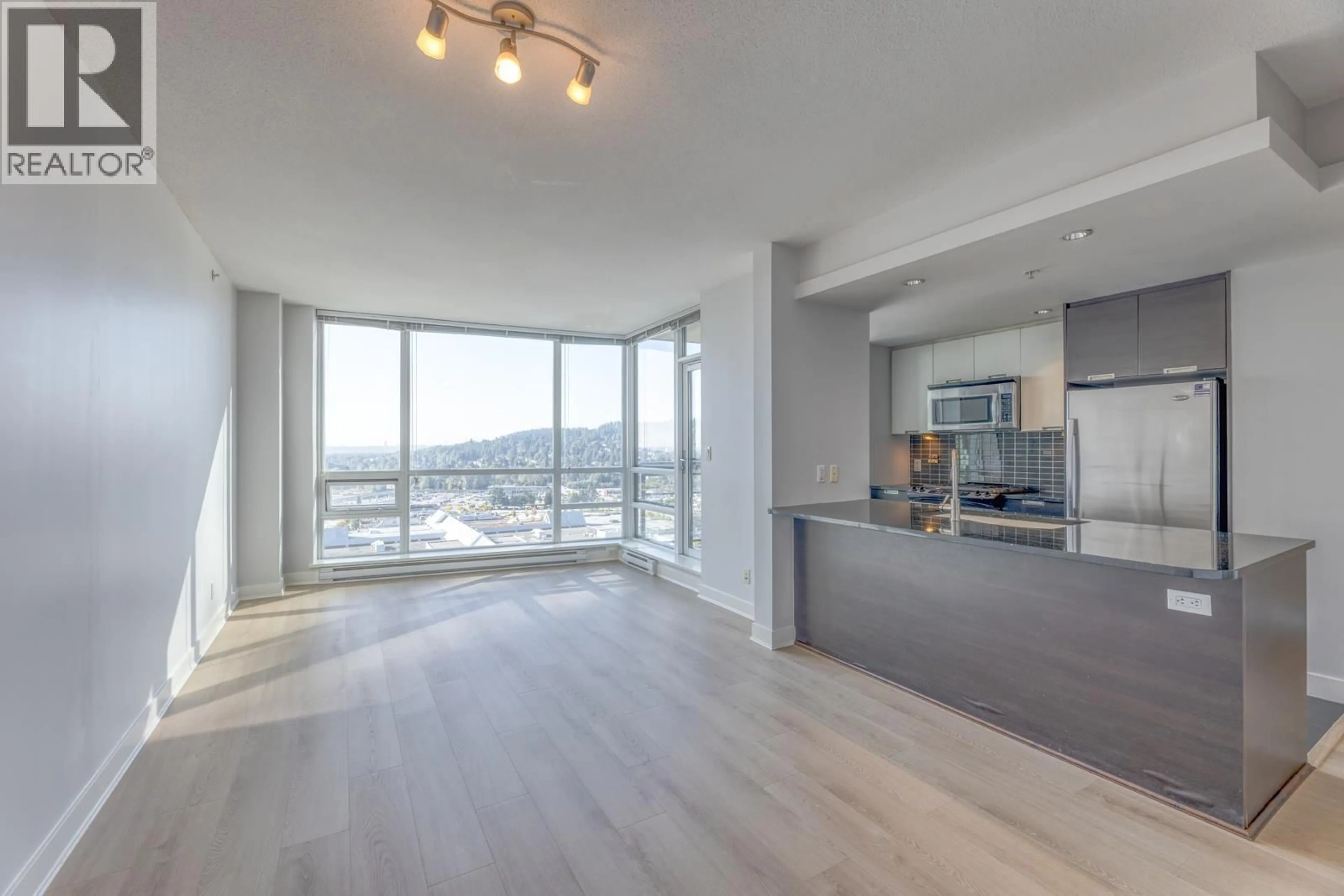 Open concept kitchen, unknown for 2501 - 2968 GLEN DRIVE, Coquitlam British Columbia V3B0C4