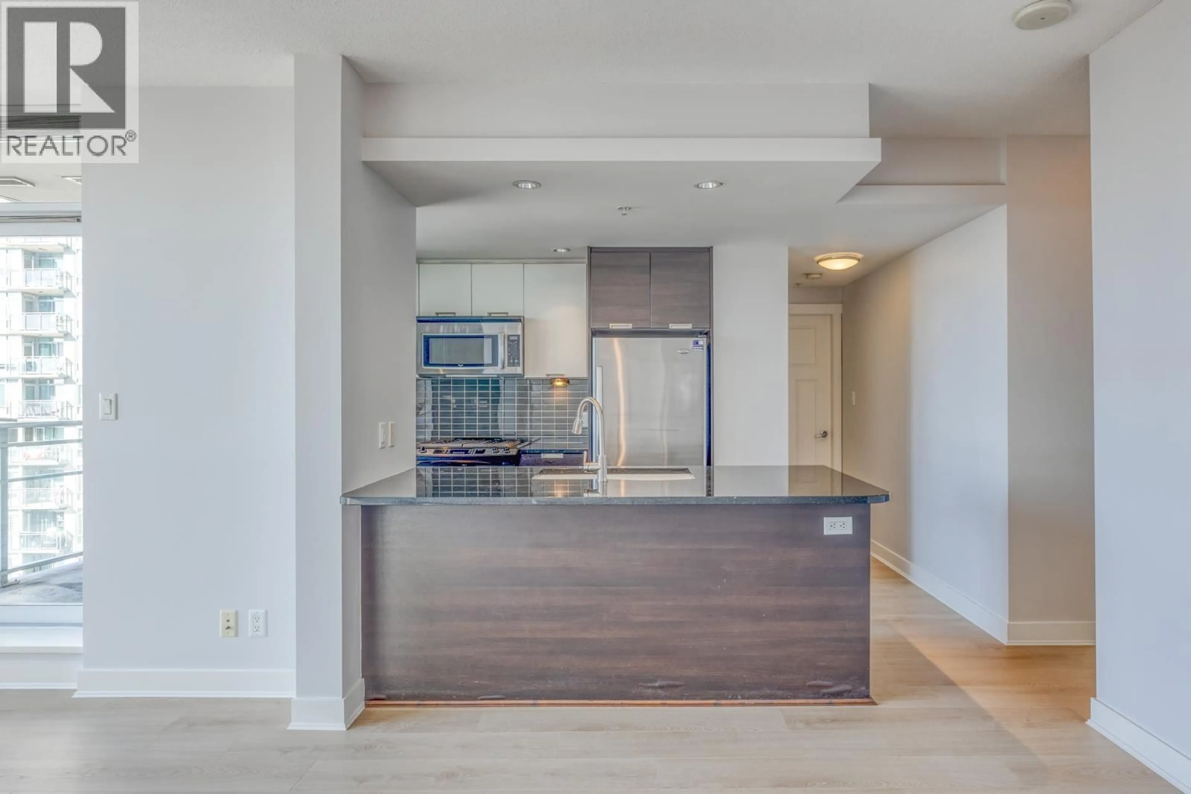 Open concept kitchen, unknown for 2501 - 2968 GLEN DRIVE, Coquitlam British Columbia V3B0C4