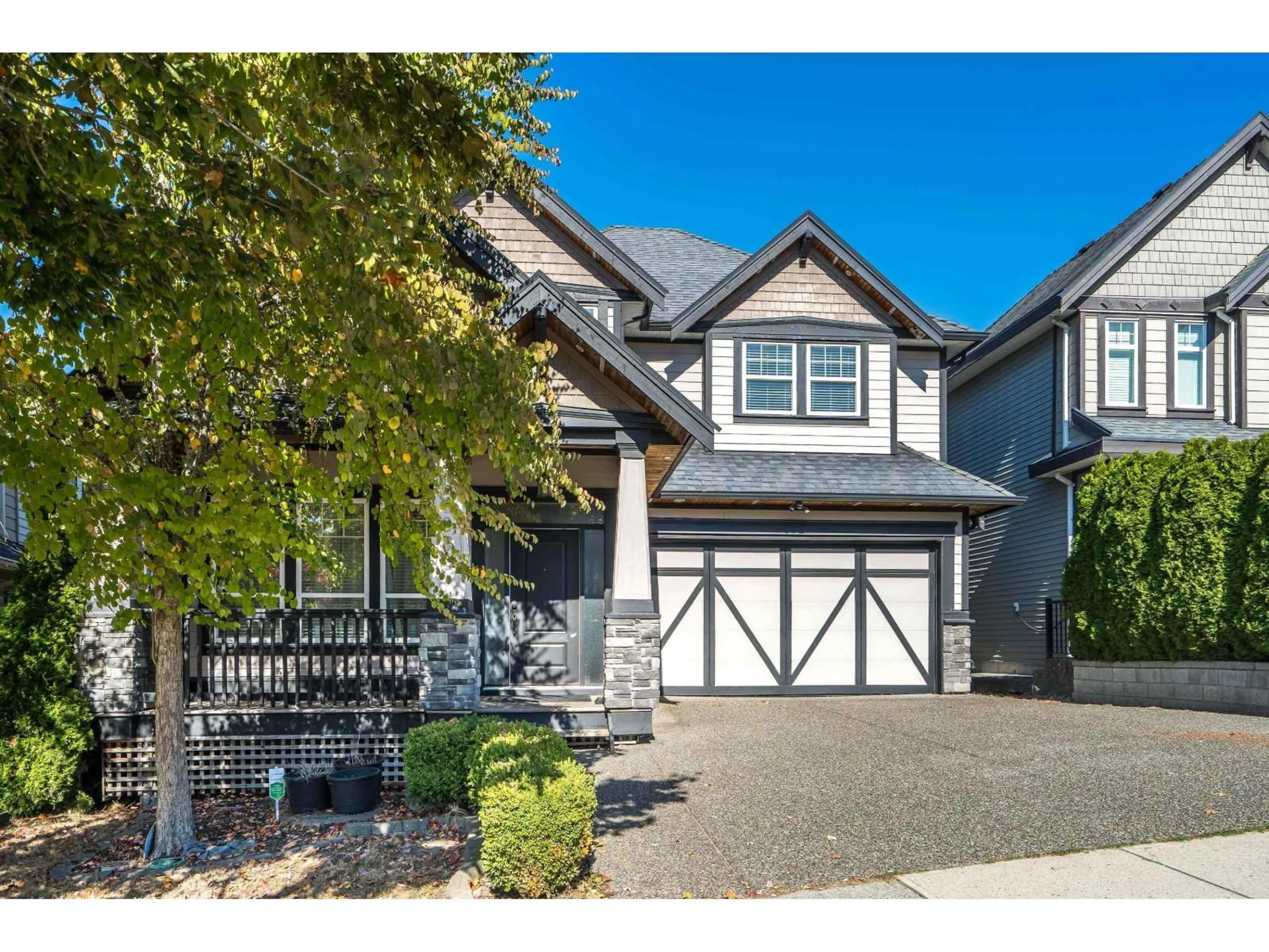 Home with vinyl exterior material, street for 17863 71A AVENUE, Surrey British Columbia V3S0Z7
