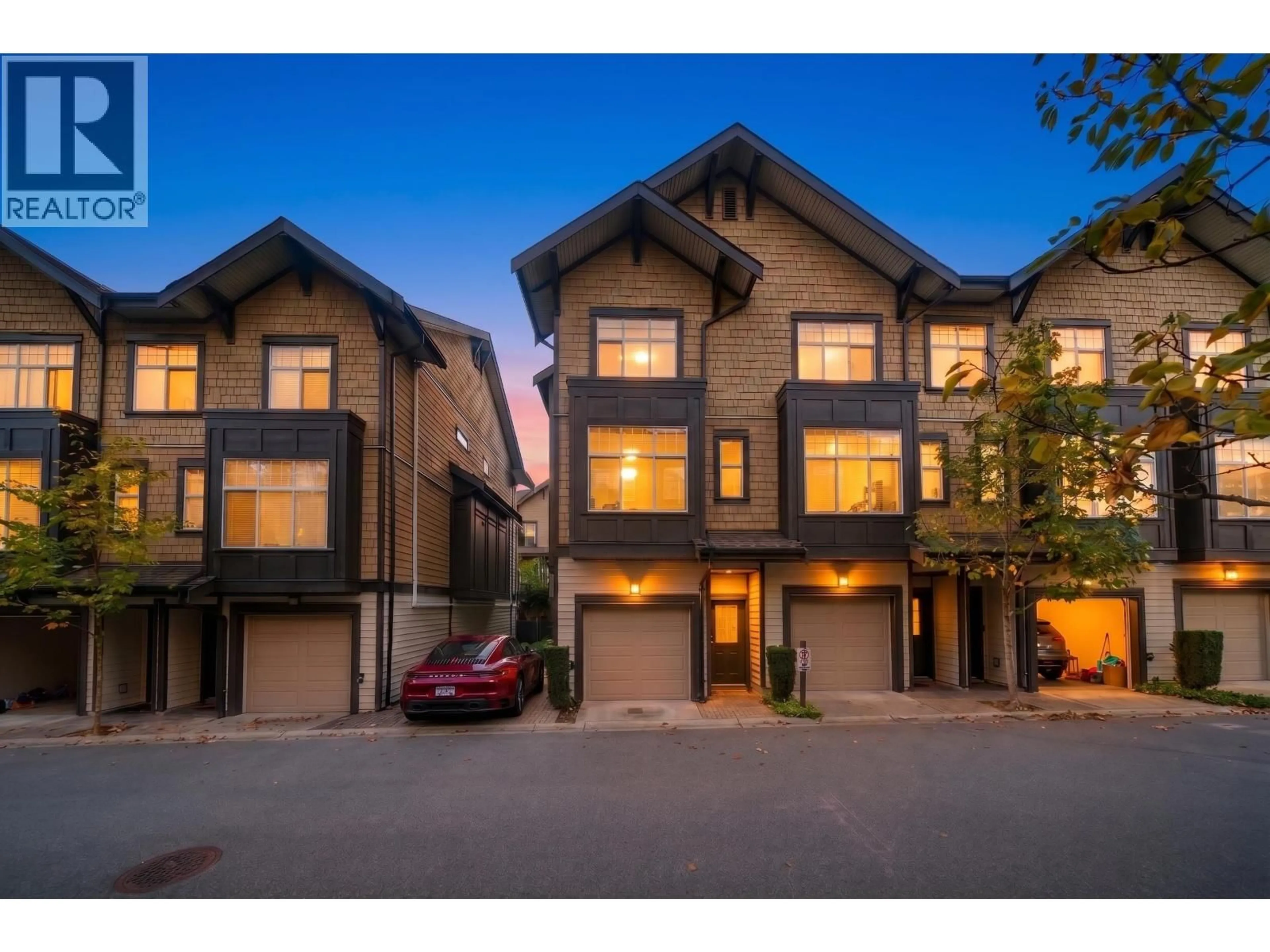 Unknown for 38 - 6088 BERESFORD STREET, Burnaby British Columbia V5J0G2