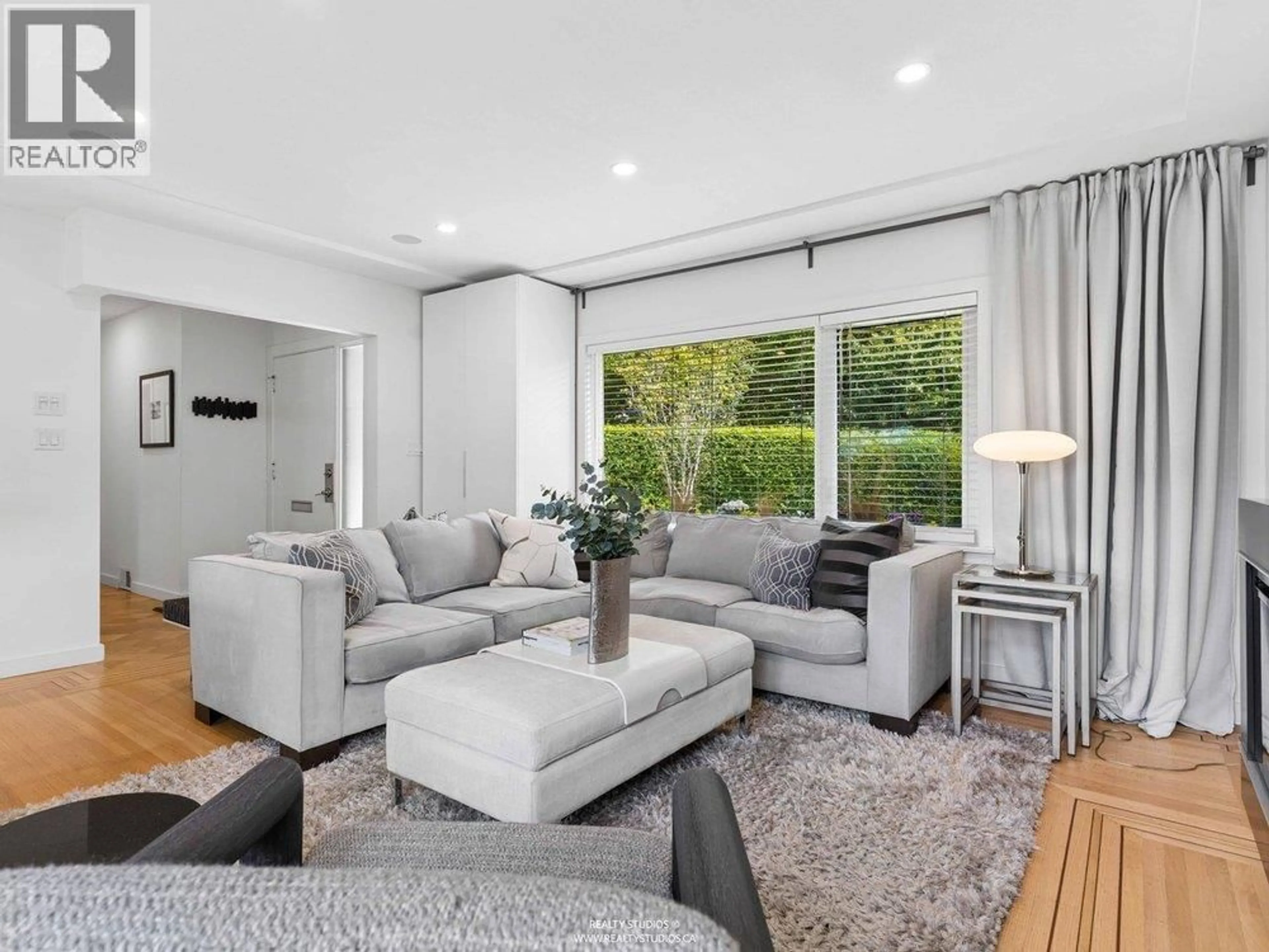 Living room with furniture, unknown for 7161 WEST BOULEVARD, Vancouver British Columbia V6P5S1