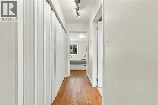 1124 IRONWORK PASSAGE, Vancouver 5
