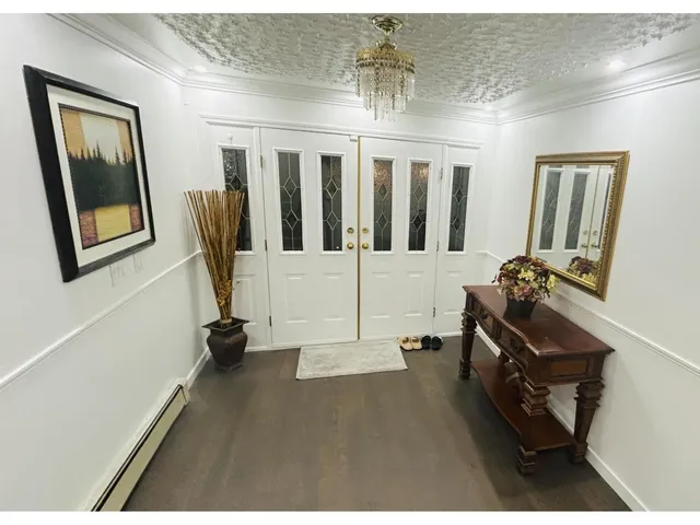 14962 96A AVENUE, Surrey 2