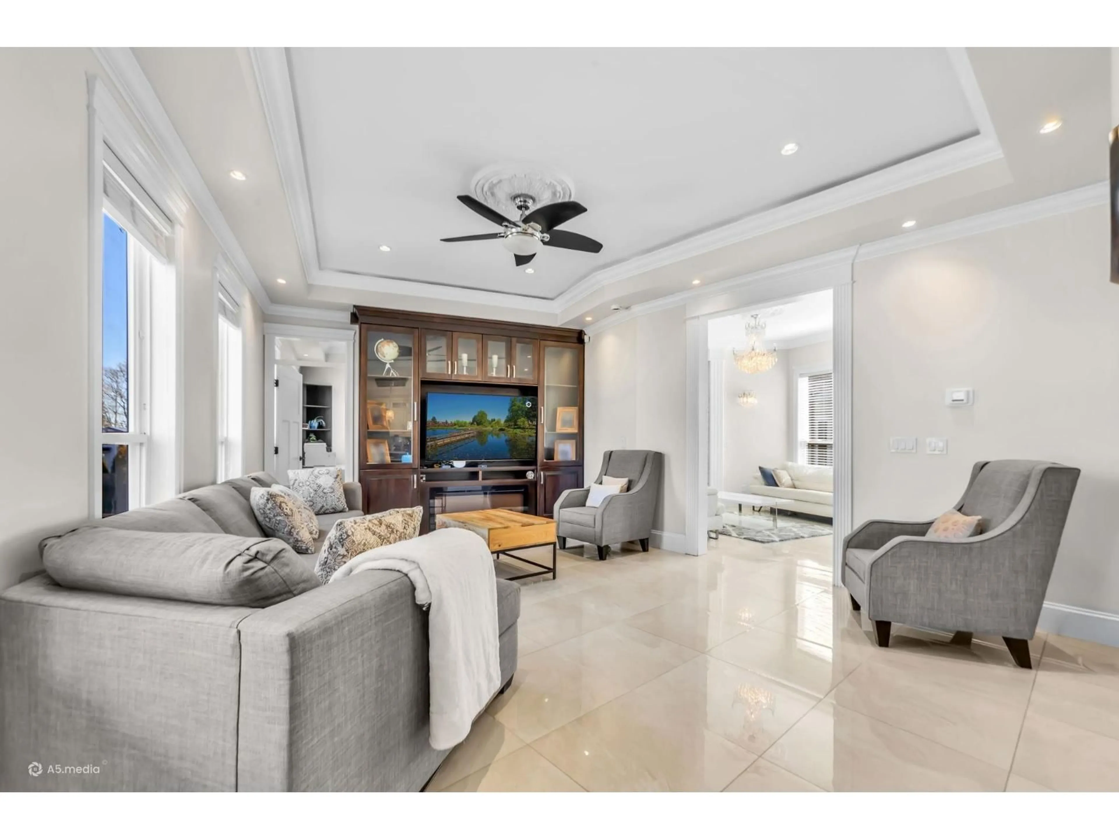 Home theater for 14185 74 AVENUE, Surrey British Columbia V3W7N2