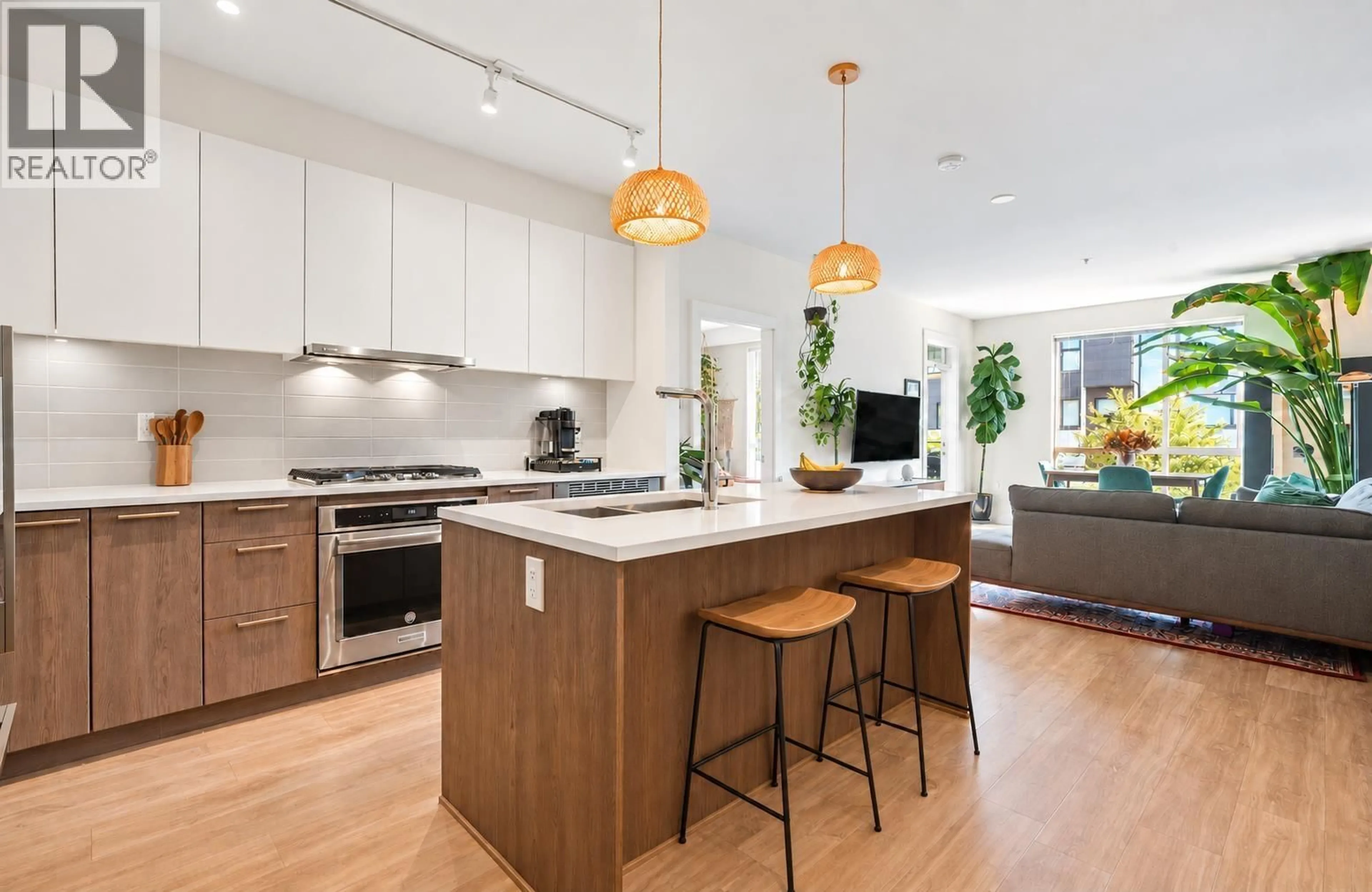 Open concept kitchen, unknown for 105 - 625 3RD STREET, North Vancouver British Columbia V7L1G6