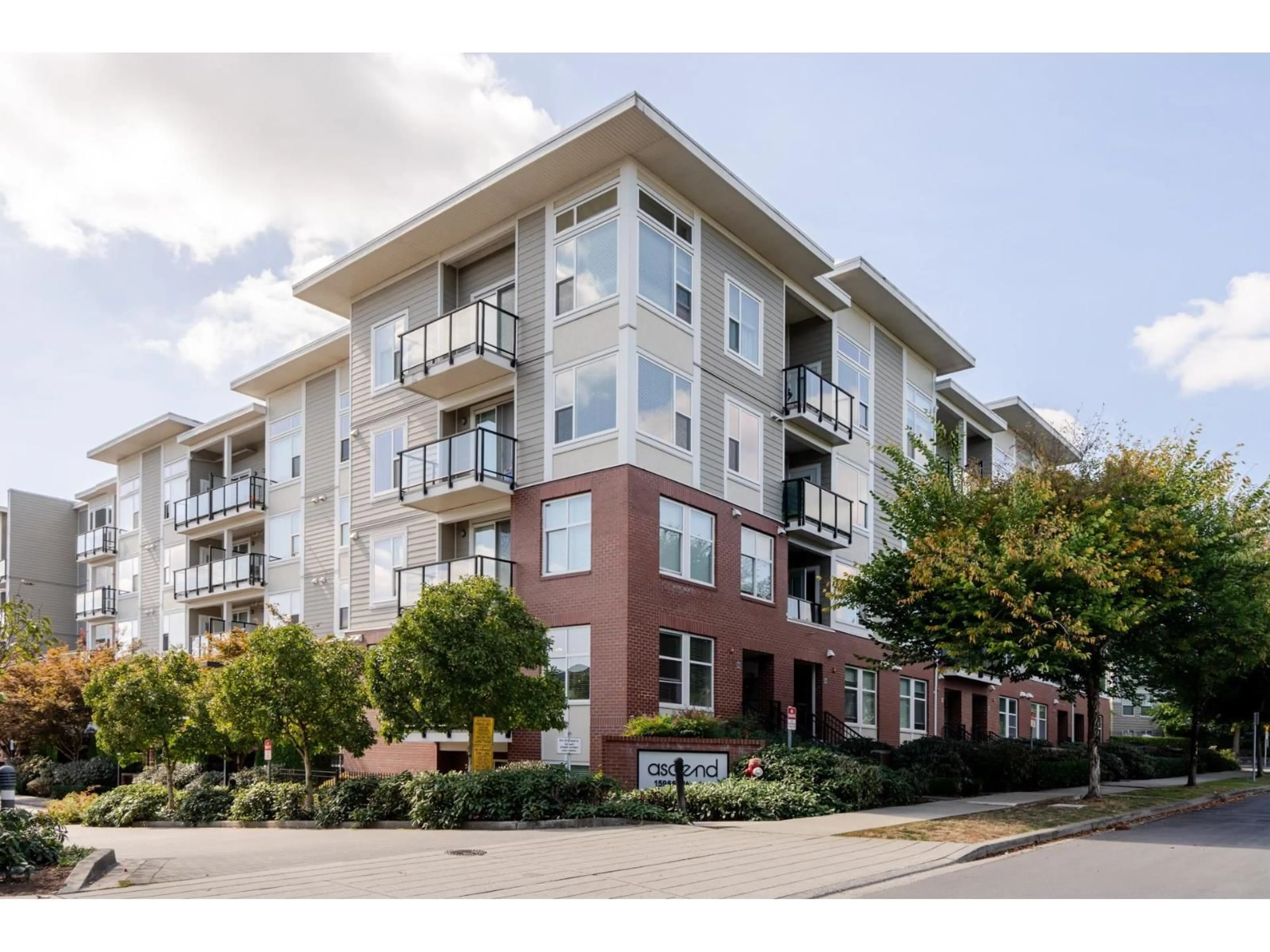 Unknown for 429 - 15956 86A AVENUE, Surrey British Columbia V4N6N8