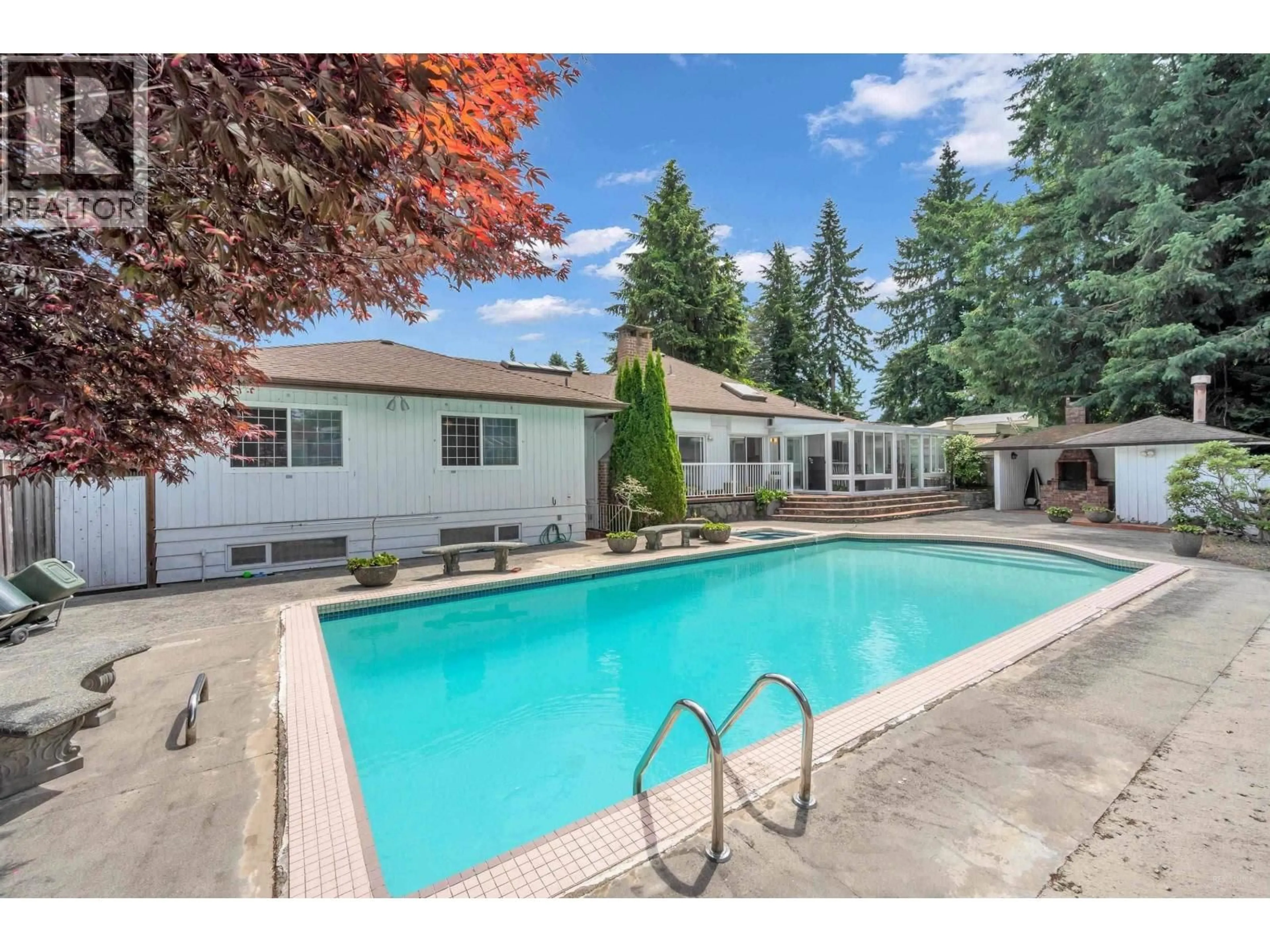 Pool for 7 SEMANA CRESCENT, Vancouver British Columbia V6N2E1