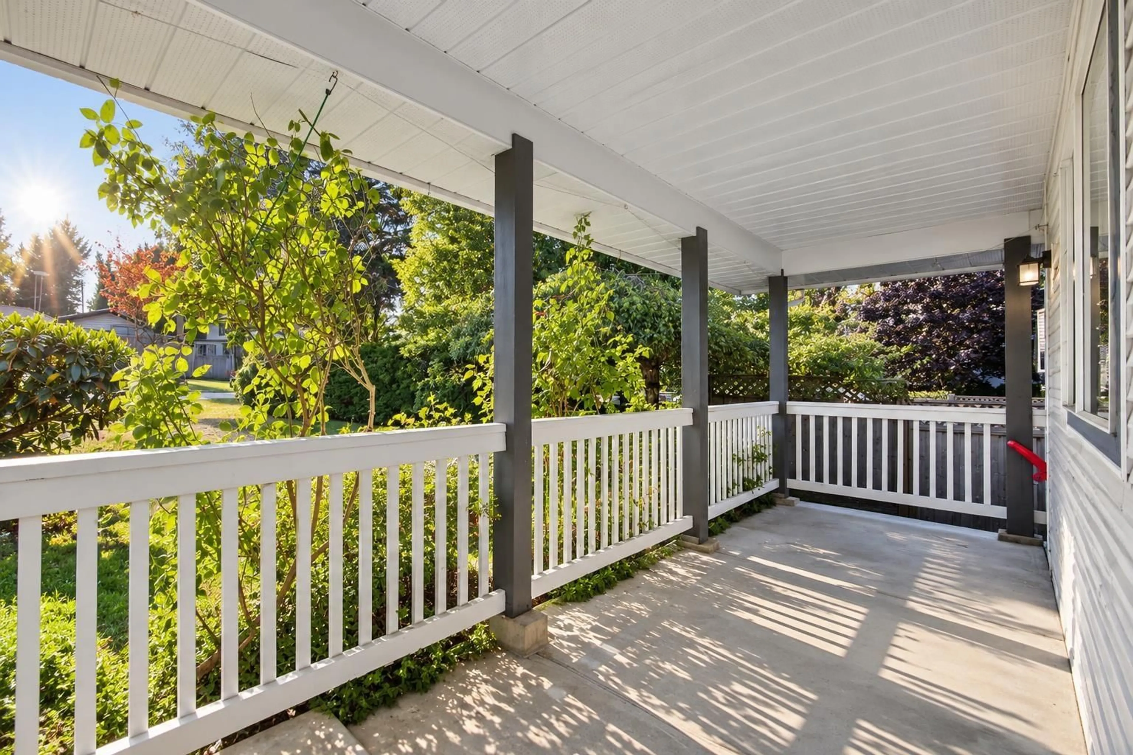 Patio, street for 14287 73A AVENUE, Surrey British Columbia V3W2R9