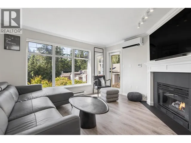 201 - 1140 STRATHAVEN DRIVE, North Vancouver 2