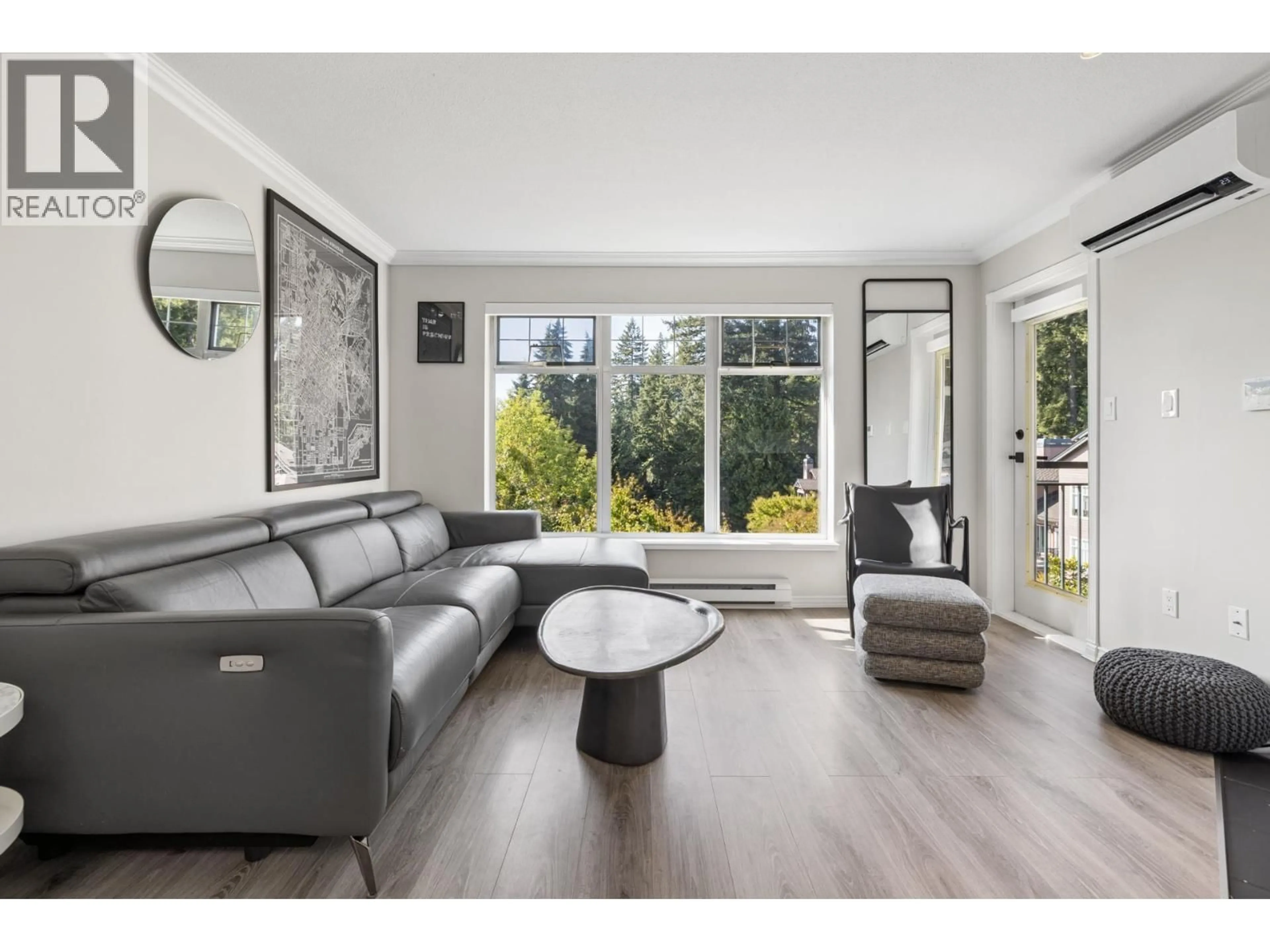 Living room with furniture, unknown for 201 - 1140 STRATHAVEN DRIVE, North Vancouver British Columbia V7H2Z6