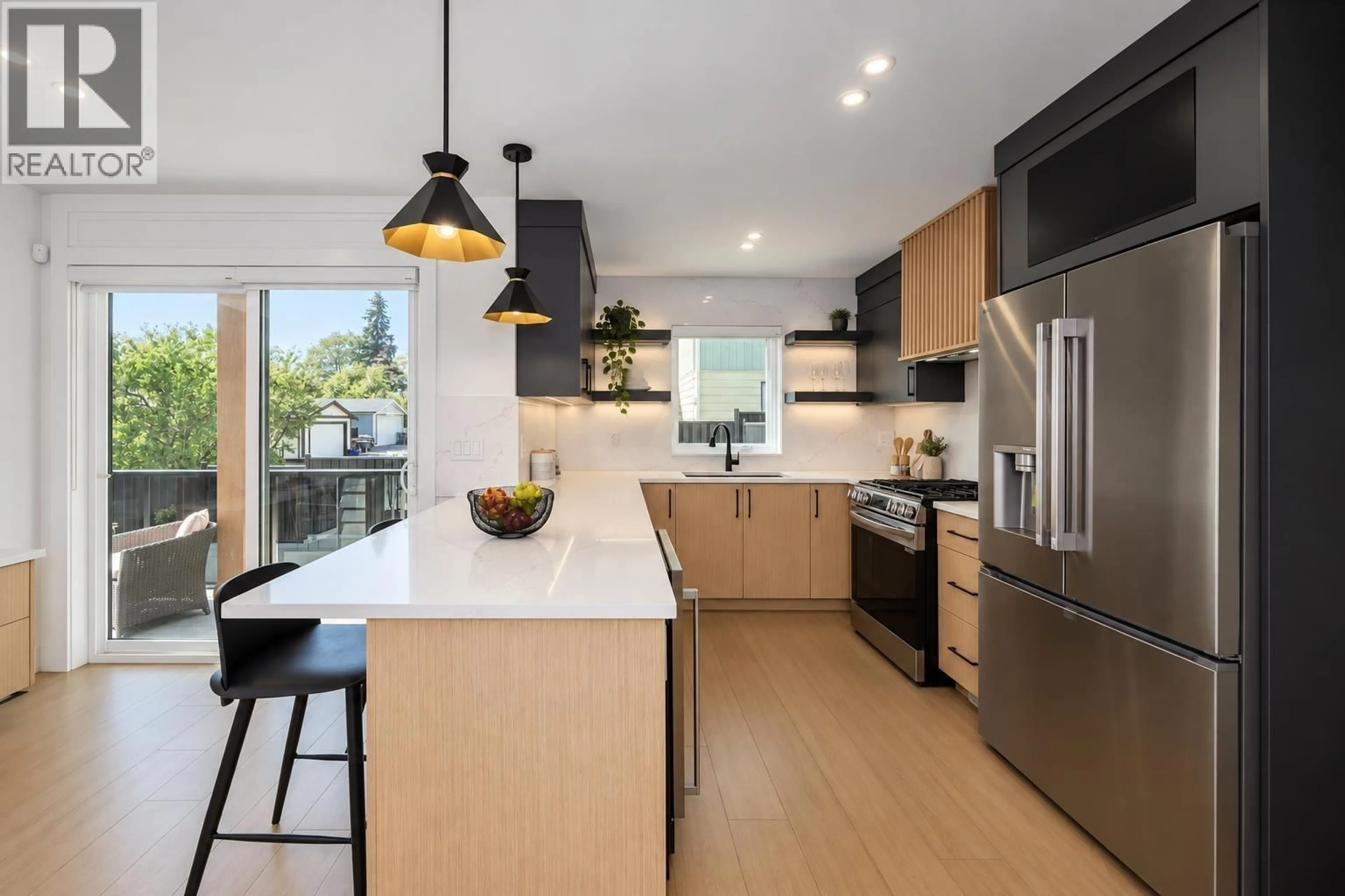Contemporary kitchen, unknown for 104 - 314 NELSON STREET, Coquitlam British Columbia V3K4N3