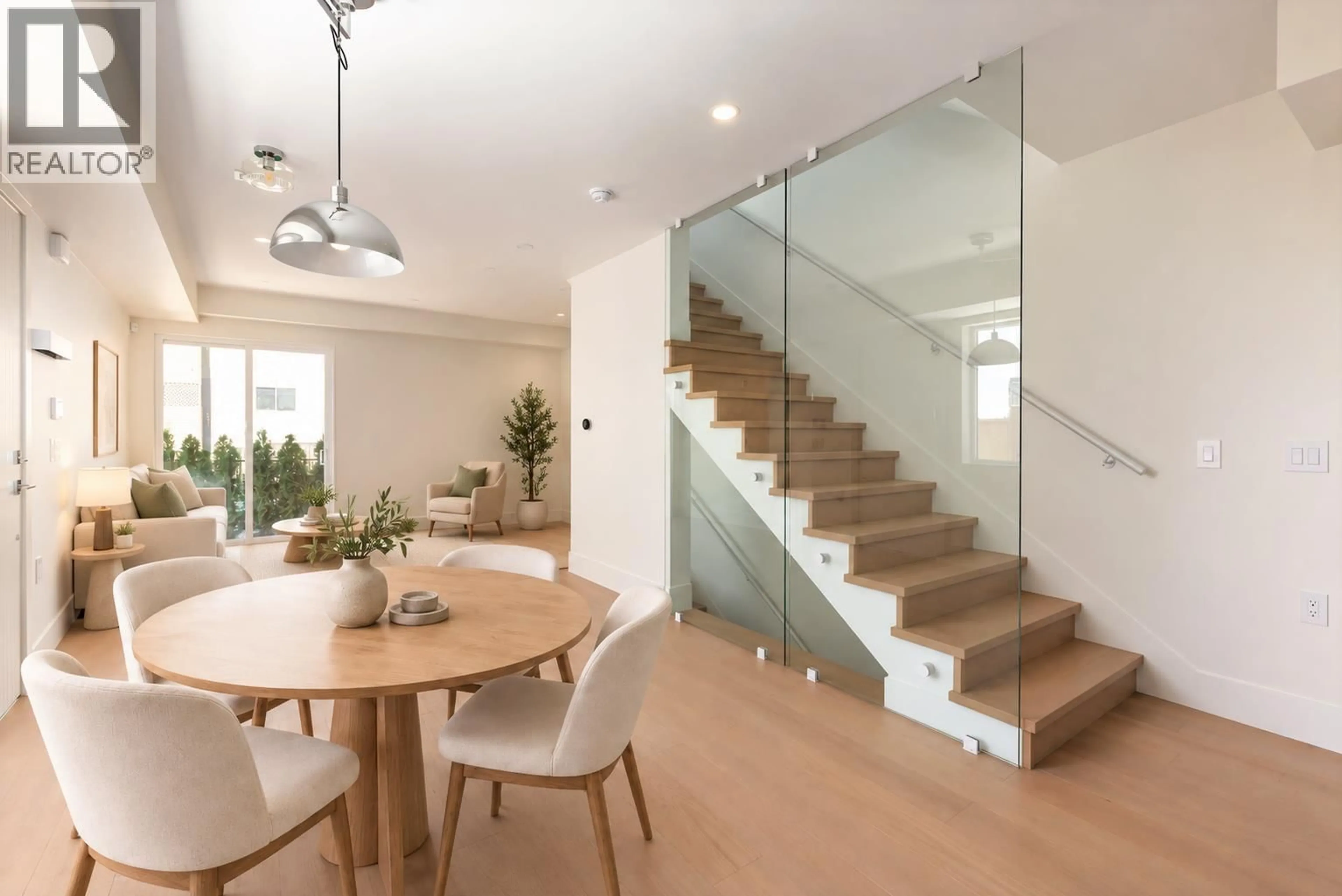 Stairs for 101 - 1837 GEORGIA STREET, Vancouver British Columbia V5L2B5