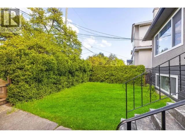 4766 GOTHARD STREET, Vancouver 3