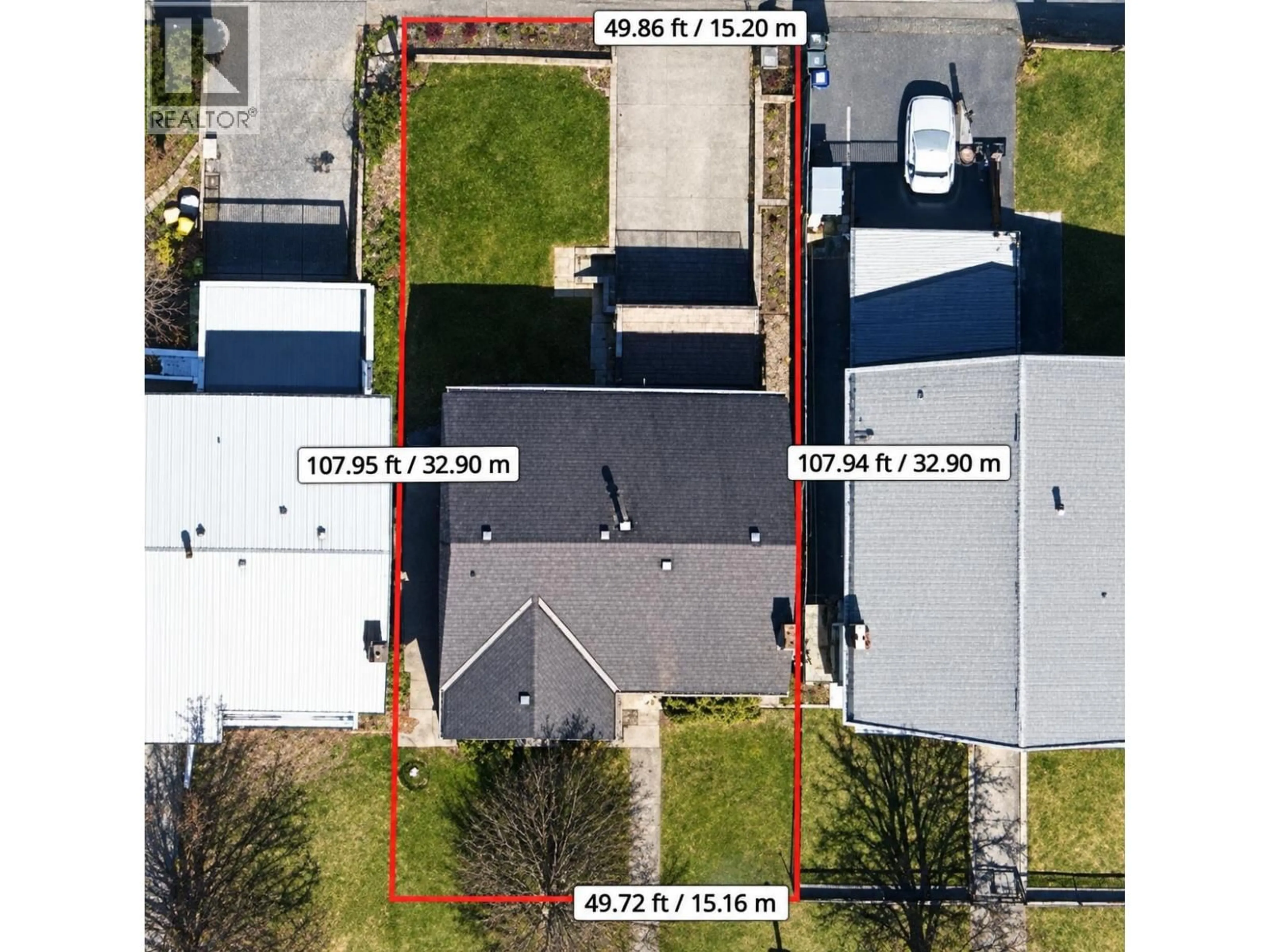 A pic from outside/outdoor area/front of a property/back of a property/a pic from drone, street for 1215 48TH AVENUE, Vancouver British Columbia V5W2E8