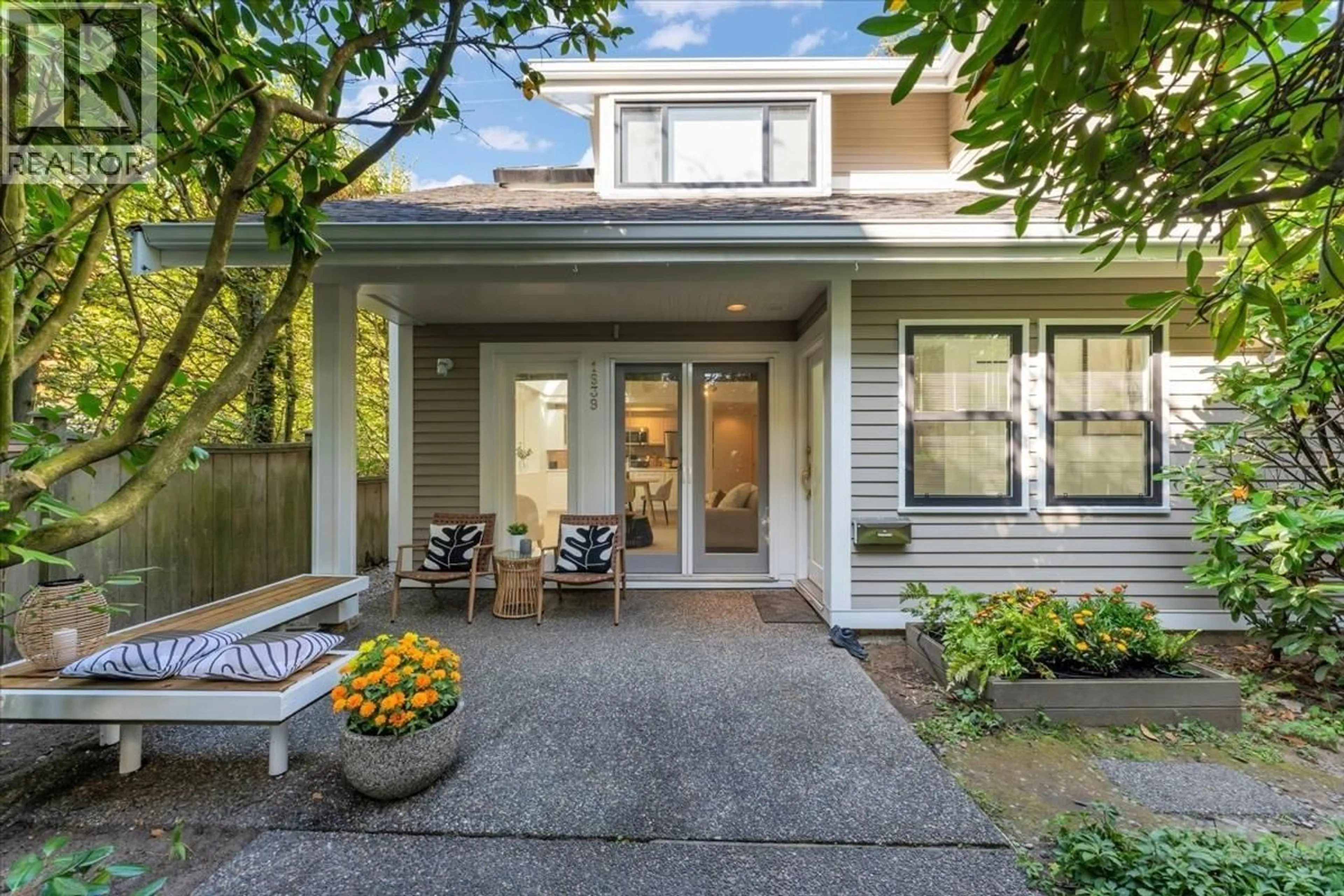 Unknown for 1939 12TH AVENUE, Vancouver British Columbia V6J2G1