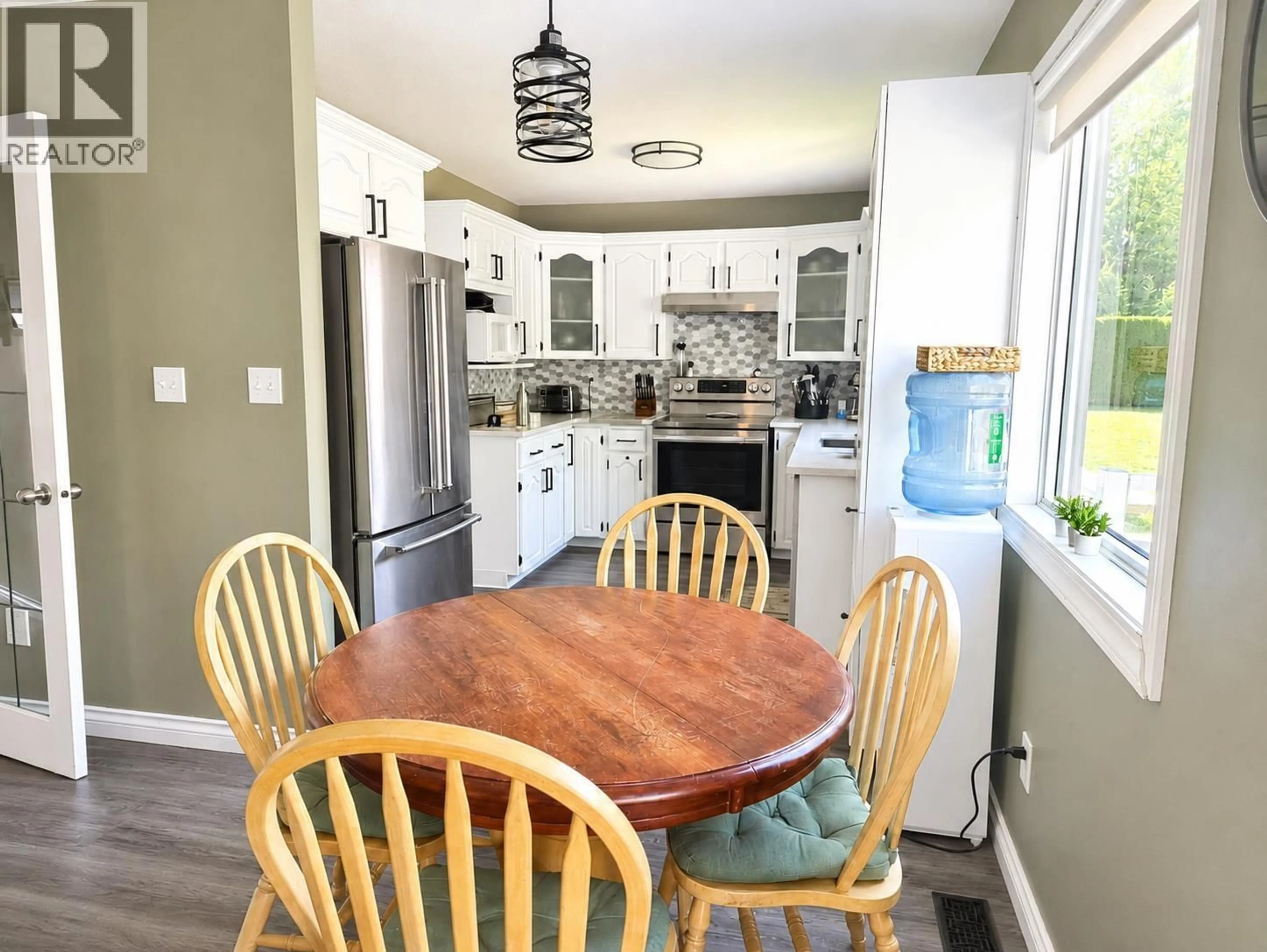 Open concept kitchen, unknown for 7623 ST MARY CRESCENT, Prince George British Columbia V2N4M3