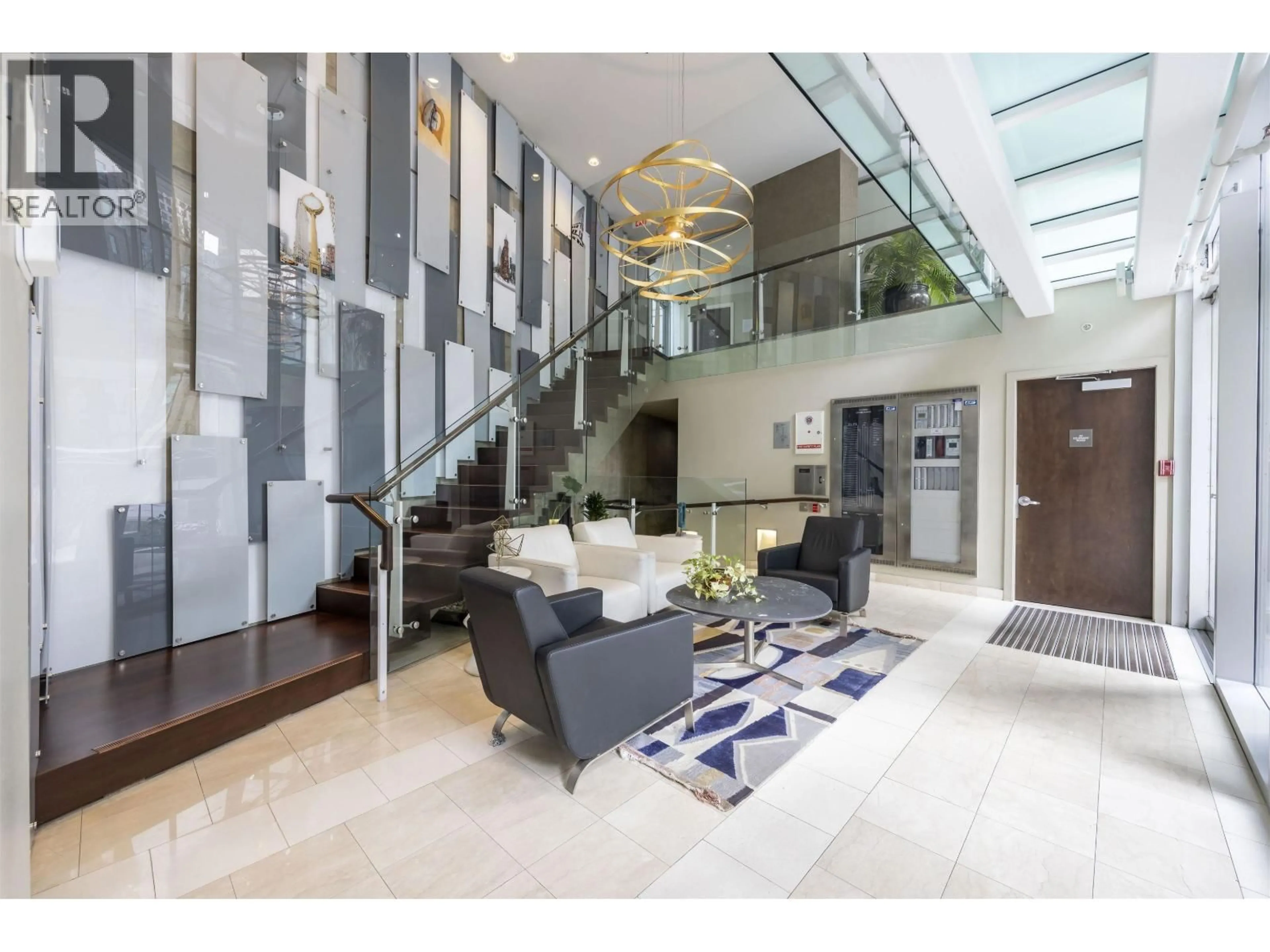 Indoor foyer for 2701 - 1277 MELVILLE STREET, Vancouver British Columbia V6E0A4