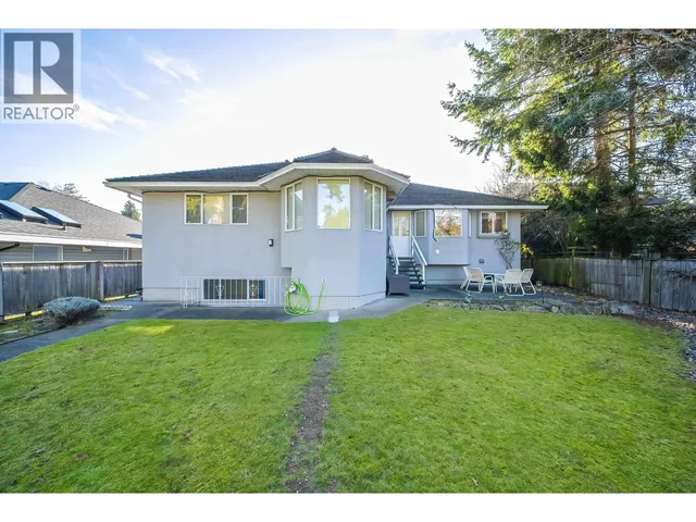 4837 8A AVENUE, Delta 3