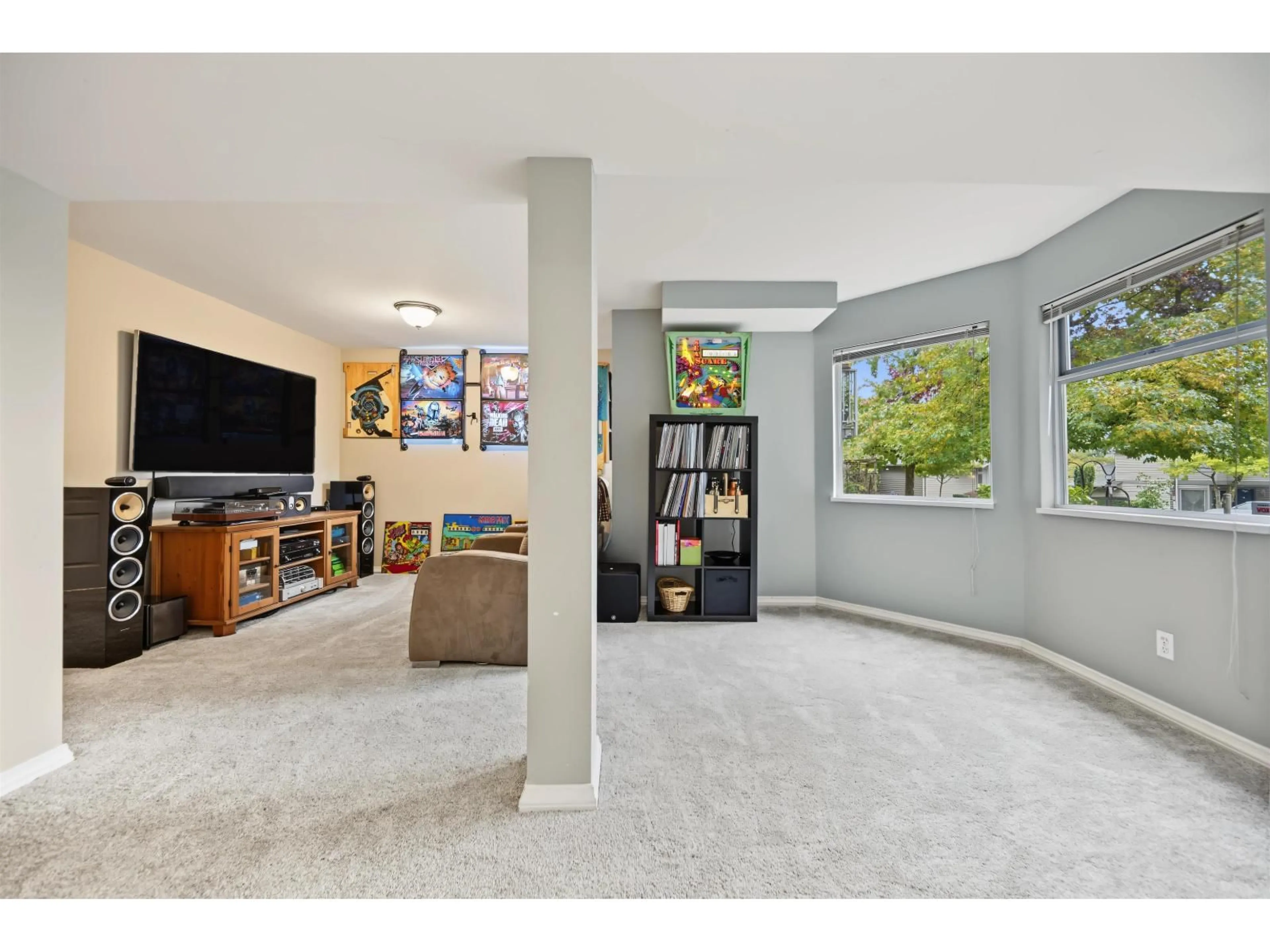 Unknown for 512 - 13900 HYLAND ROAD, Surrey British Columbia V3W2C3