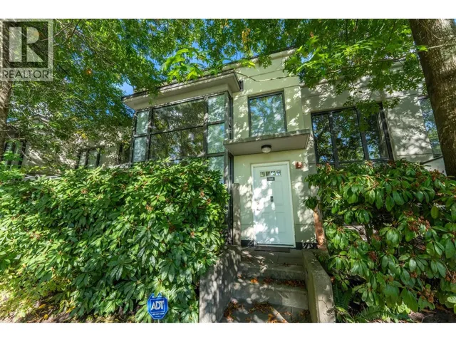 TH6 - 4182 DAWSON STREET, Burnaby 3