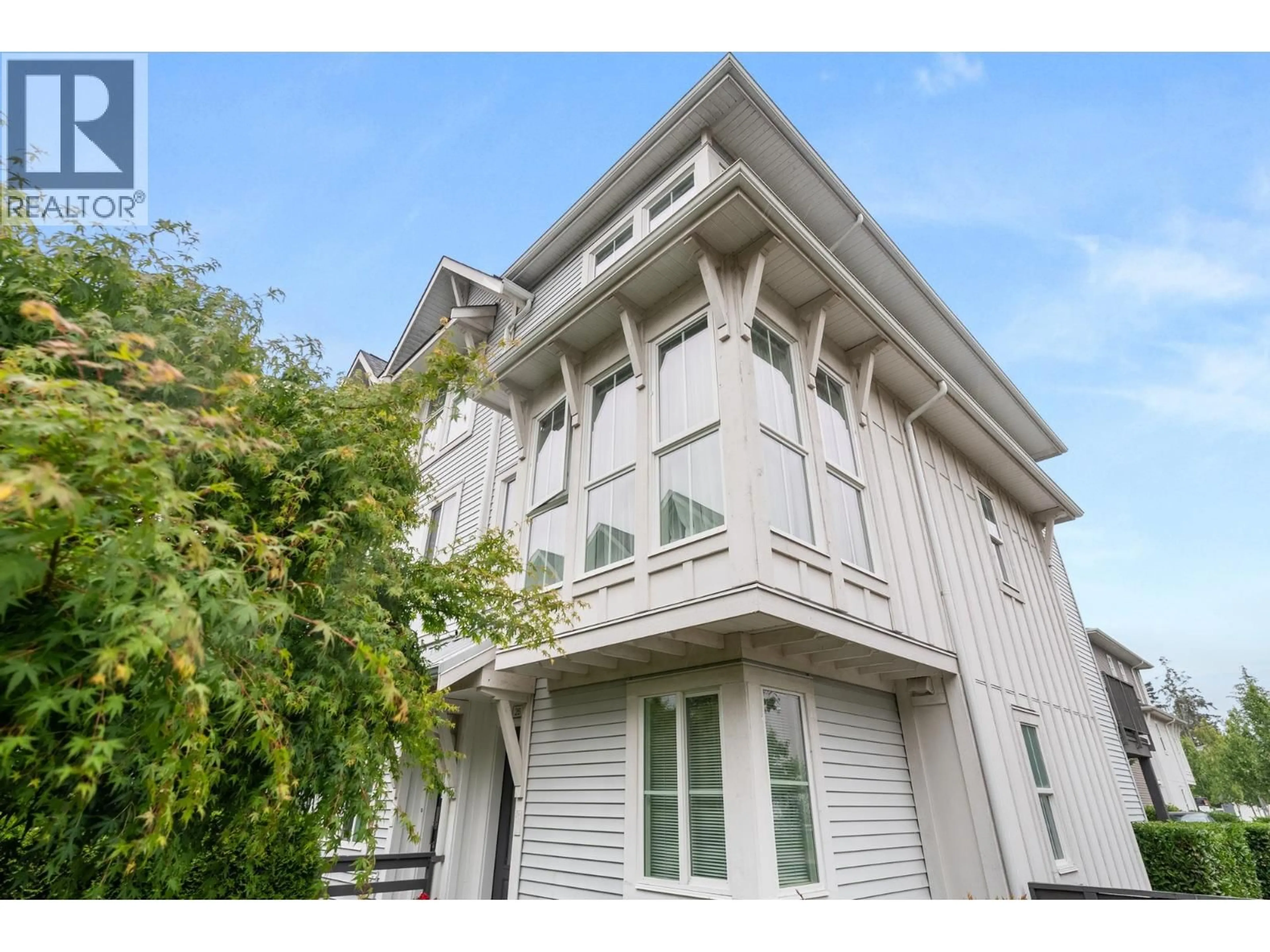 Home with vinyl exterior material, building for 26 - 4656 ORCA WAY, Tsawwassen British Columbia V4M0C9