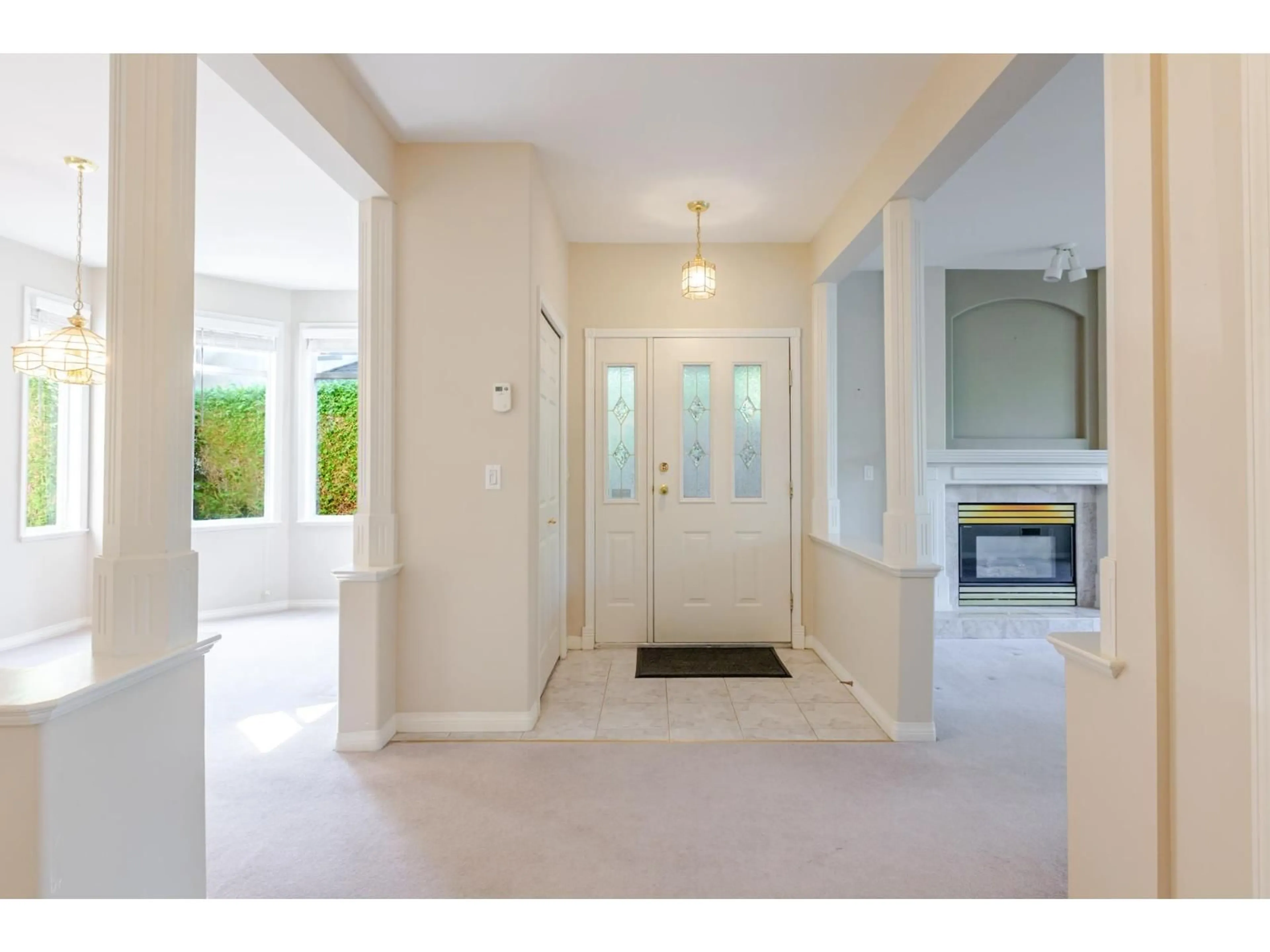 Indoor entryway for 3 - 4740 221 STREET, Langley British Columbia V2Z1L8