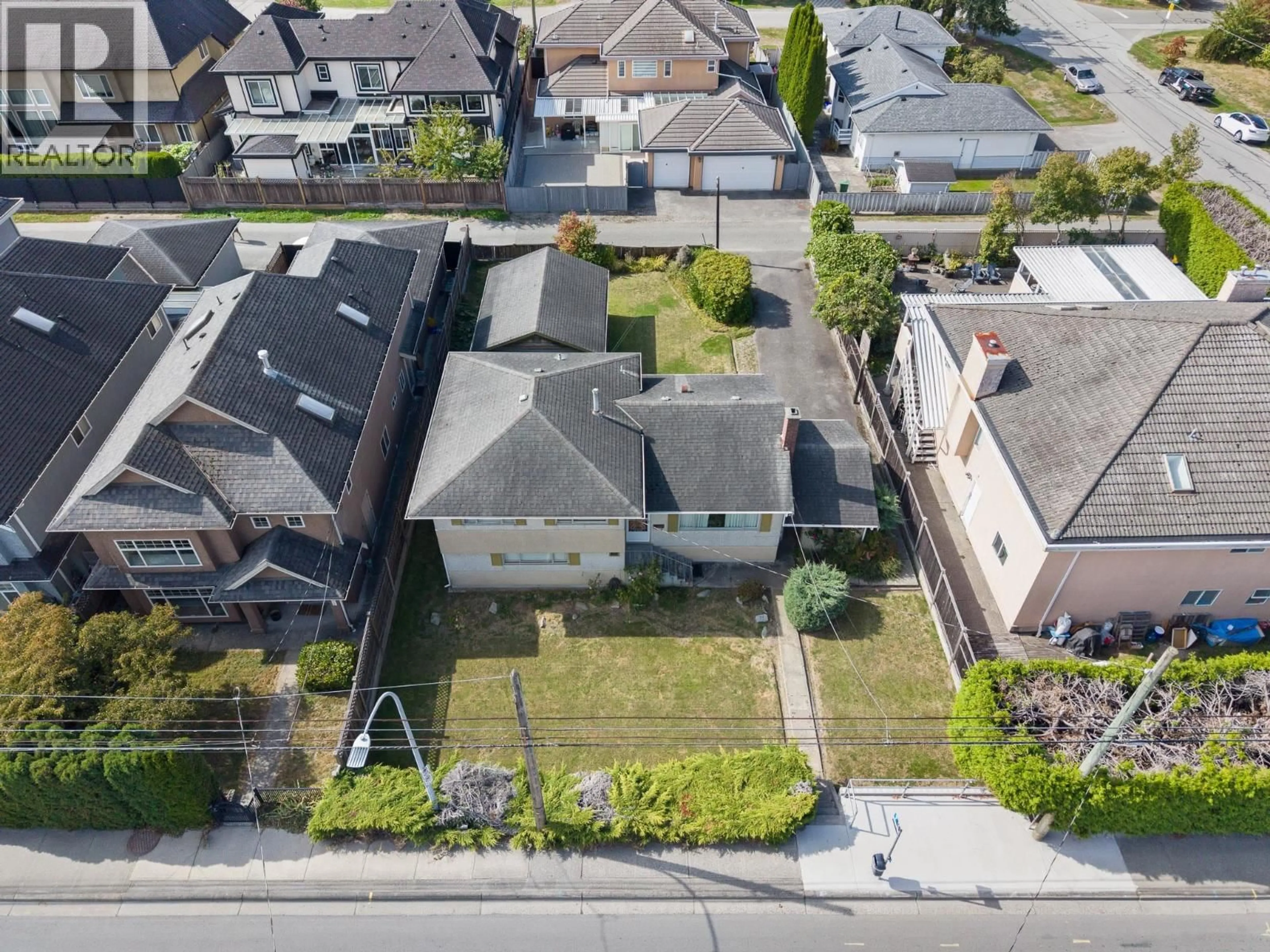 A pic from outside/outdoor area/front of a property/back of a property/a pic from drone, street for 8271 NO. 1 ROAD, Richmond British Columbia V7C1V1