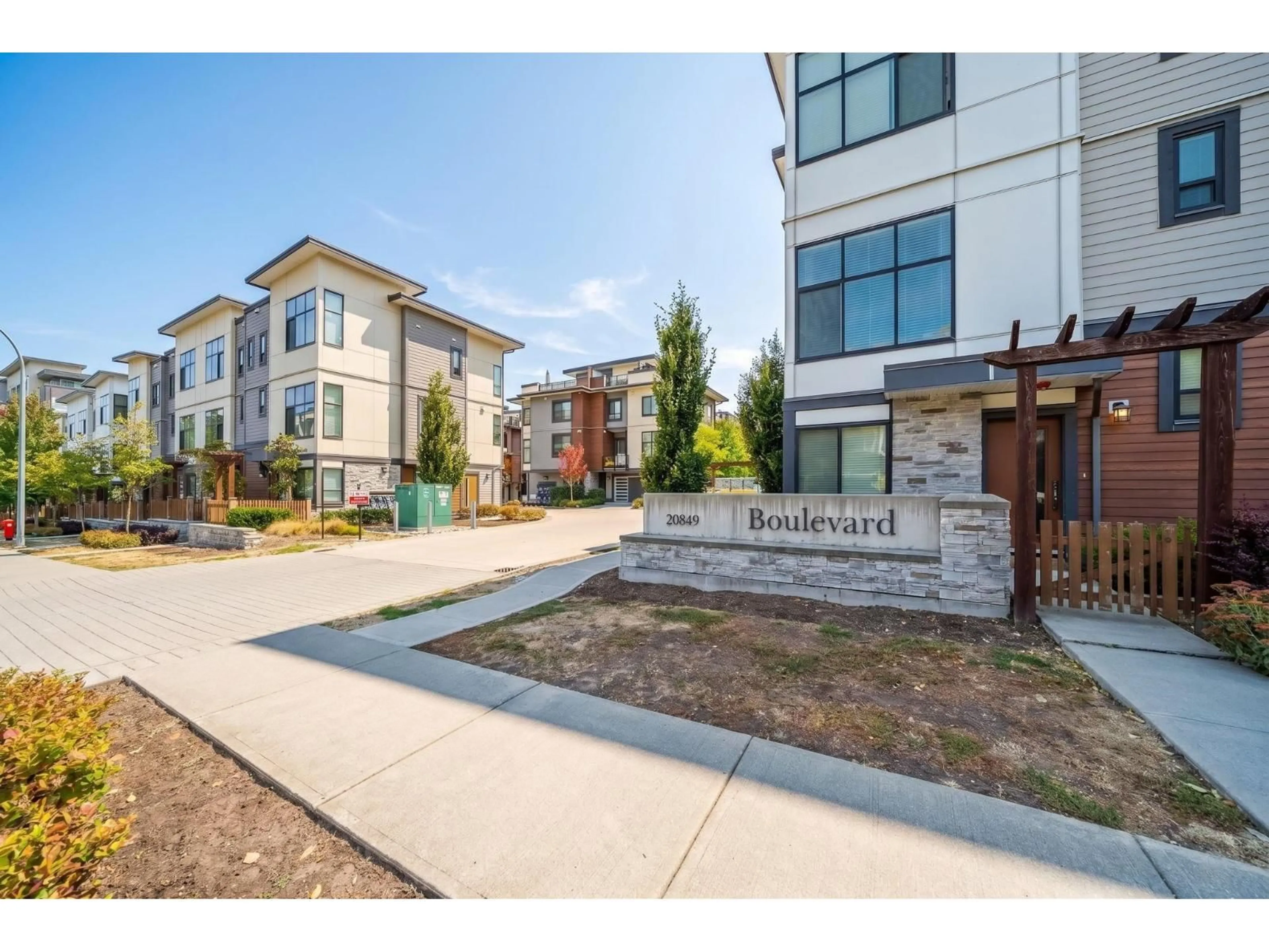 Patio, street for 27 - 20849 78B AVENUE, Langley British Columbia V2Y0X6