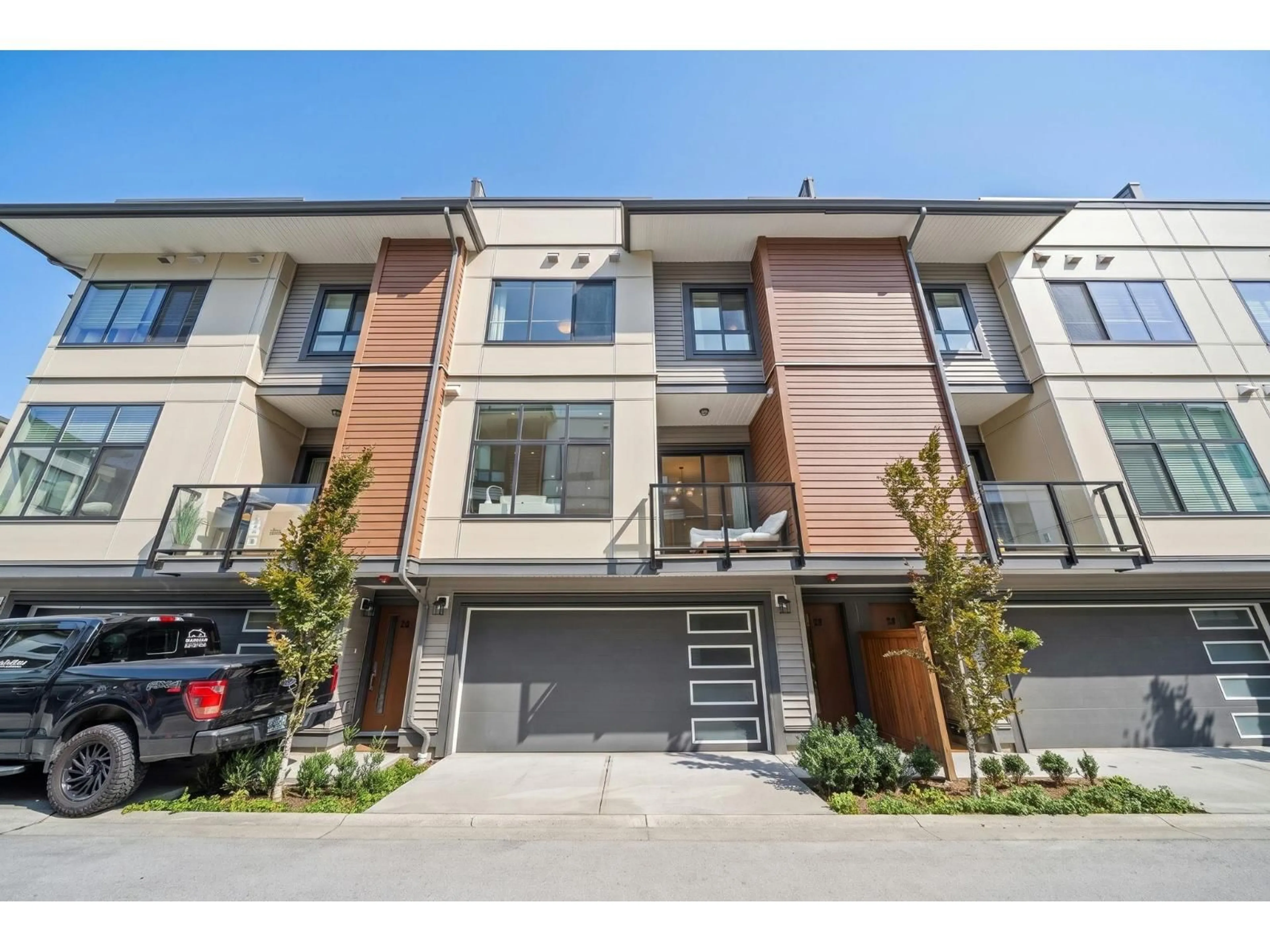 Unknown for 27 - 20849 78B AVENUE, Langley British Columbia V2Y0X6