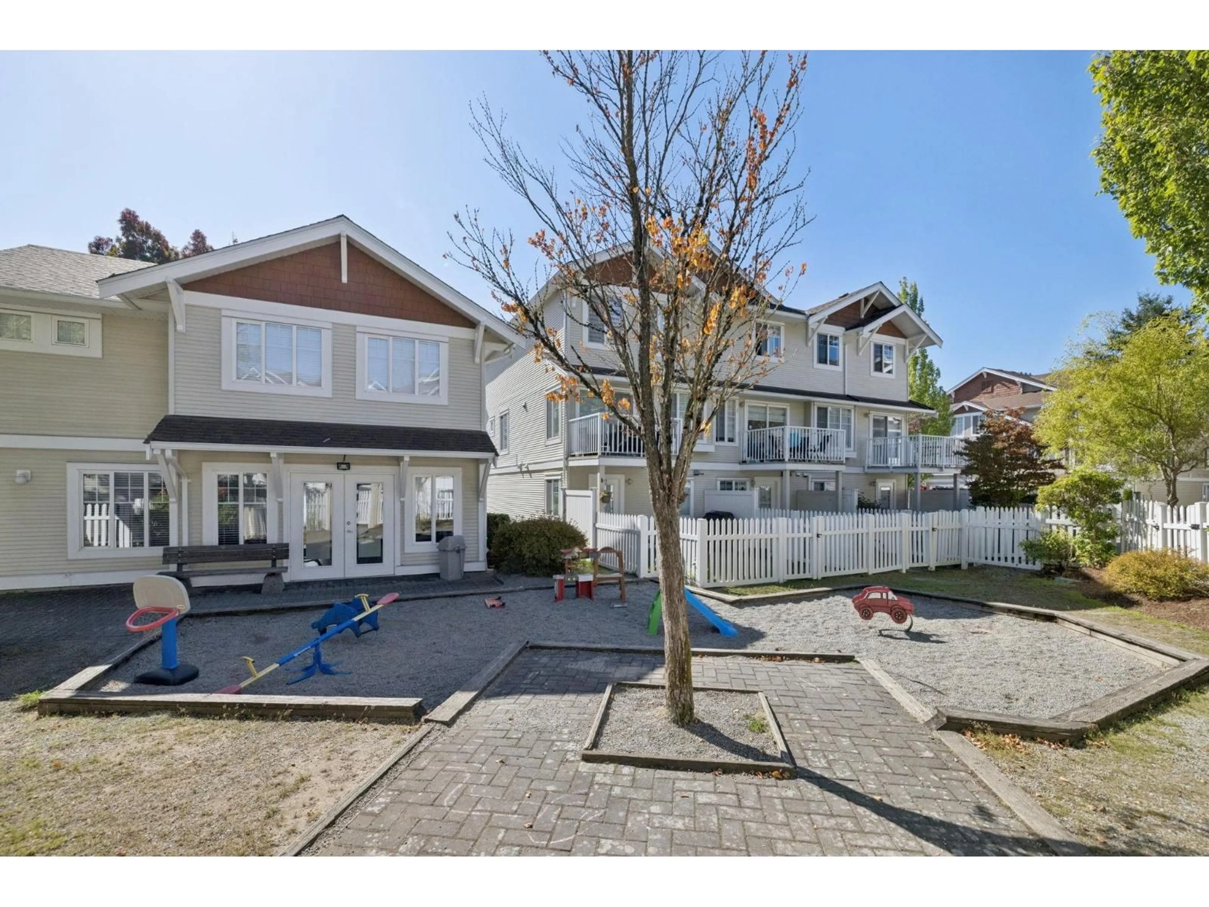 A pic from outside/outdoor area/front of a property/back of a property/a pic from drone, street for 28 - 12110 75A AVENUE, Surrey British Columbia V3W1M1