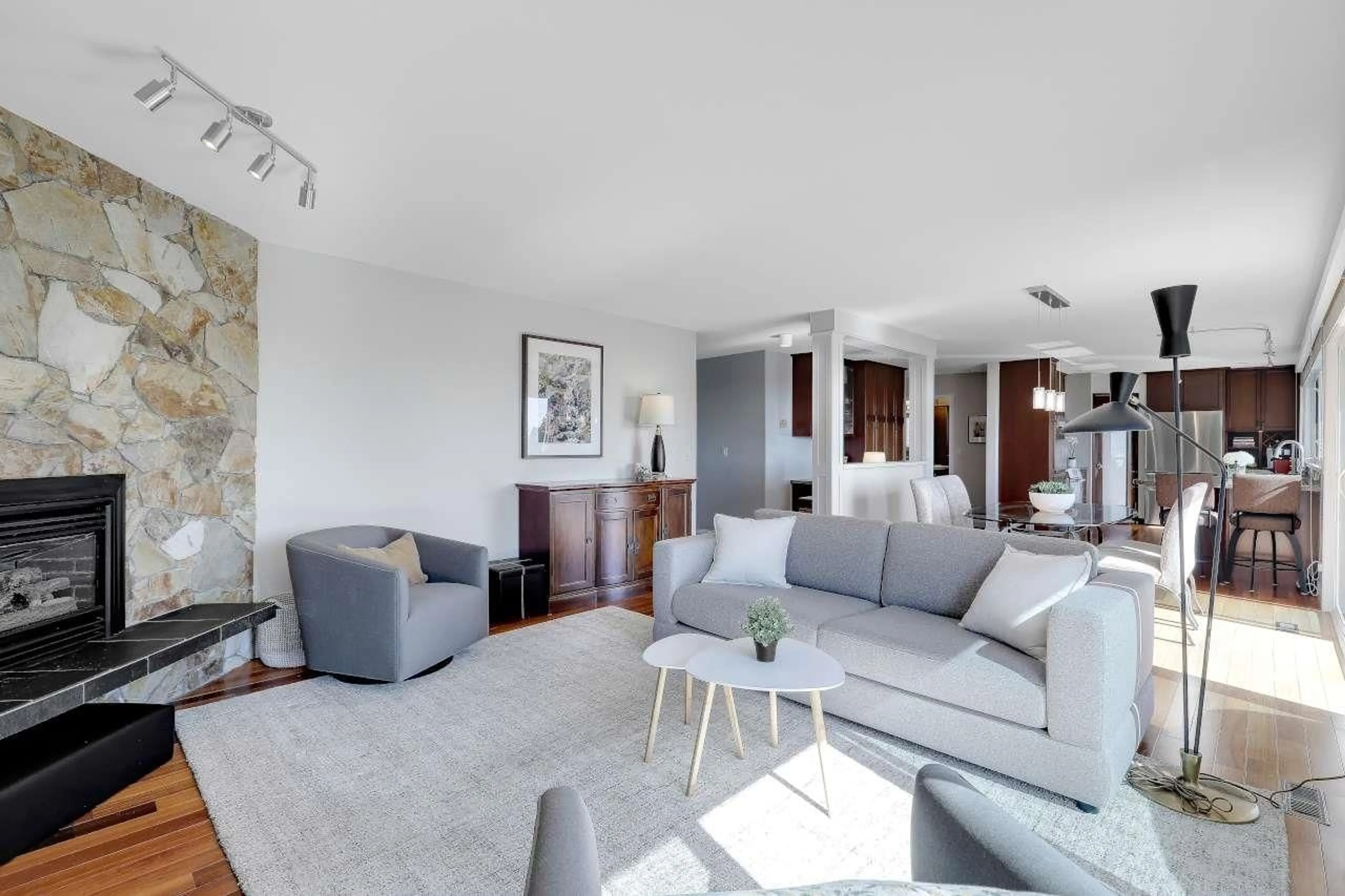 Living room with furniture, unknown for 13242 14A AVENUE, Surrey British Columbia V4A1J3