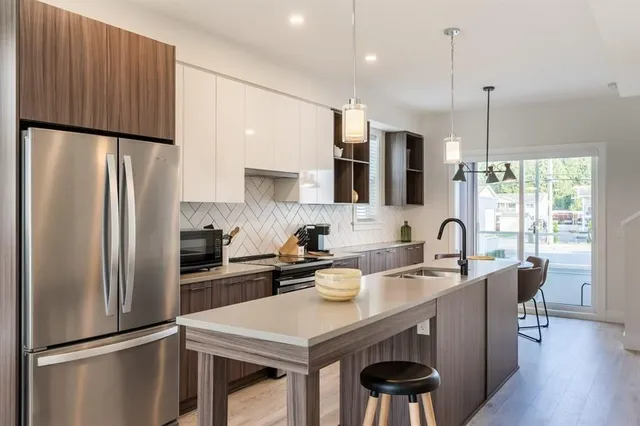16 - 2505 WARE STREET, Abbotsford 1
