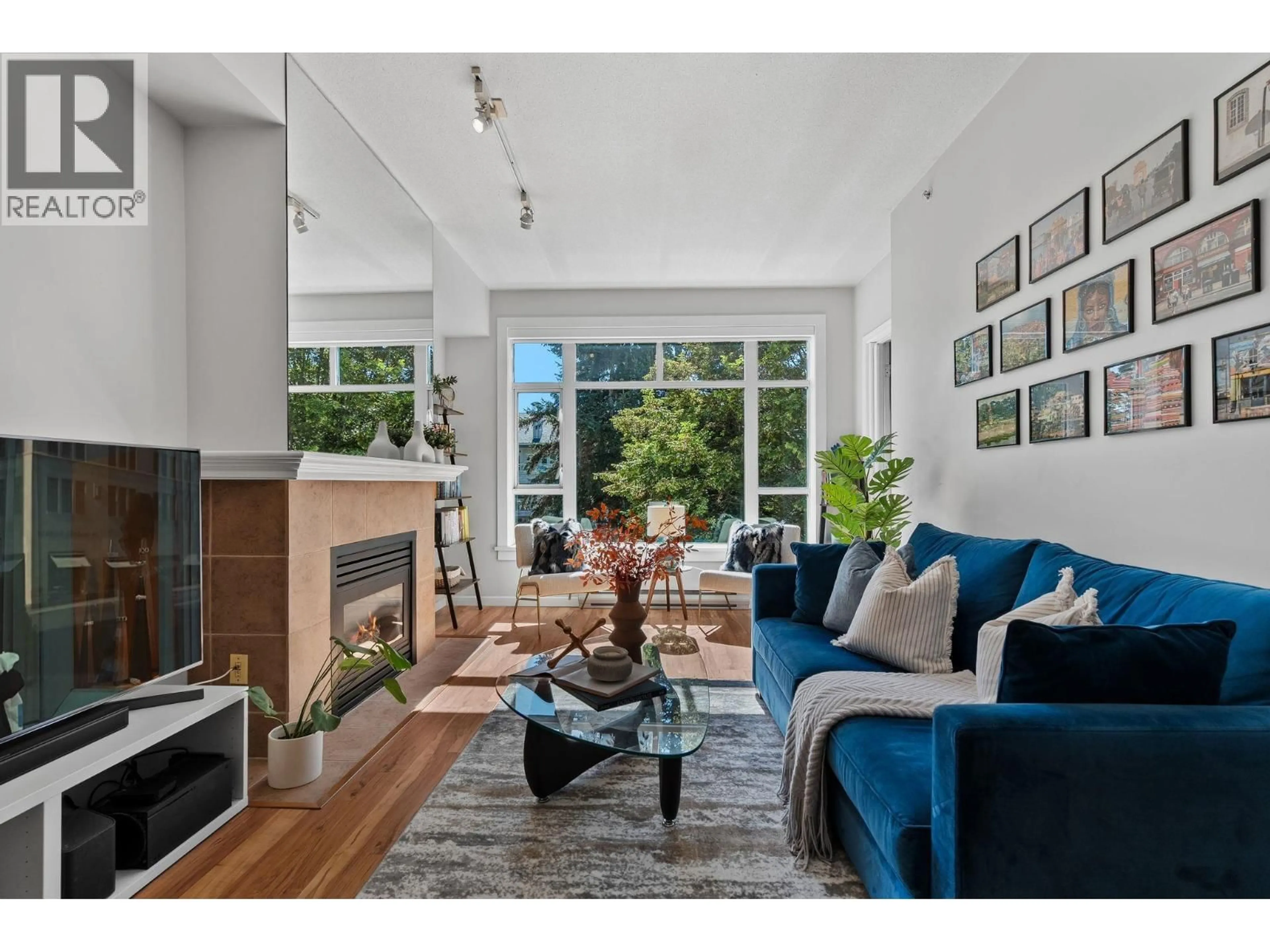 Living room with furniture, unknown for 307 - 3600 WINDCREST DRIVE, North Vancouver British Columbia V7G2S5