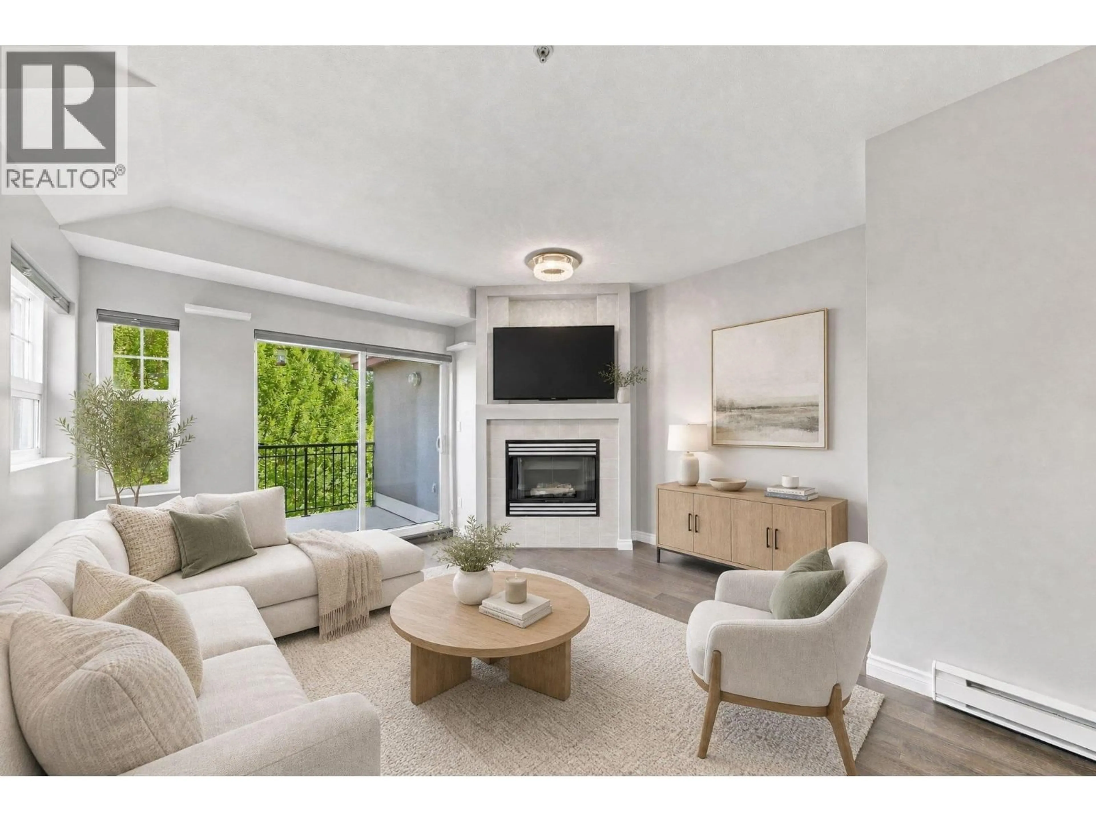 Living room with furniture, unknown for 401 - 580 TWELFTH STREET, New Westminster British Columbia V3M4H9