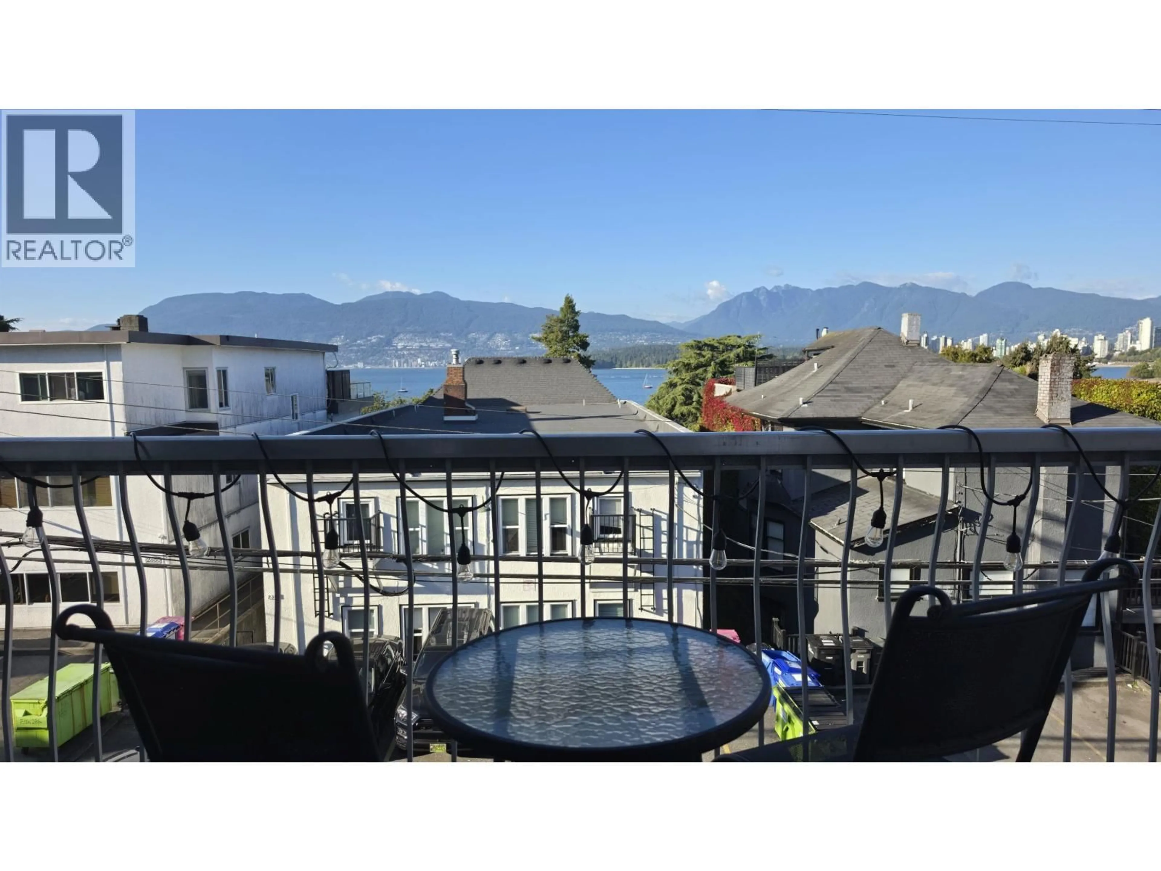 Balcony in the apartment, water/lake/river/ocean view for 307 - 2335 YORK AVENUE, Vancouver British Columbia V6K1C8