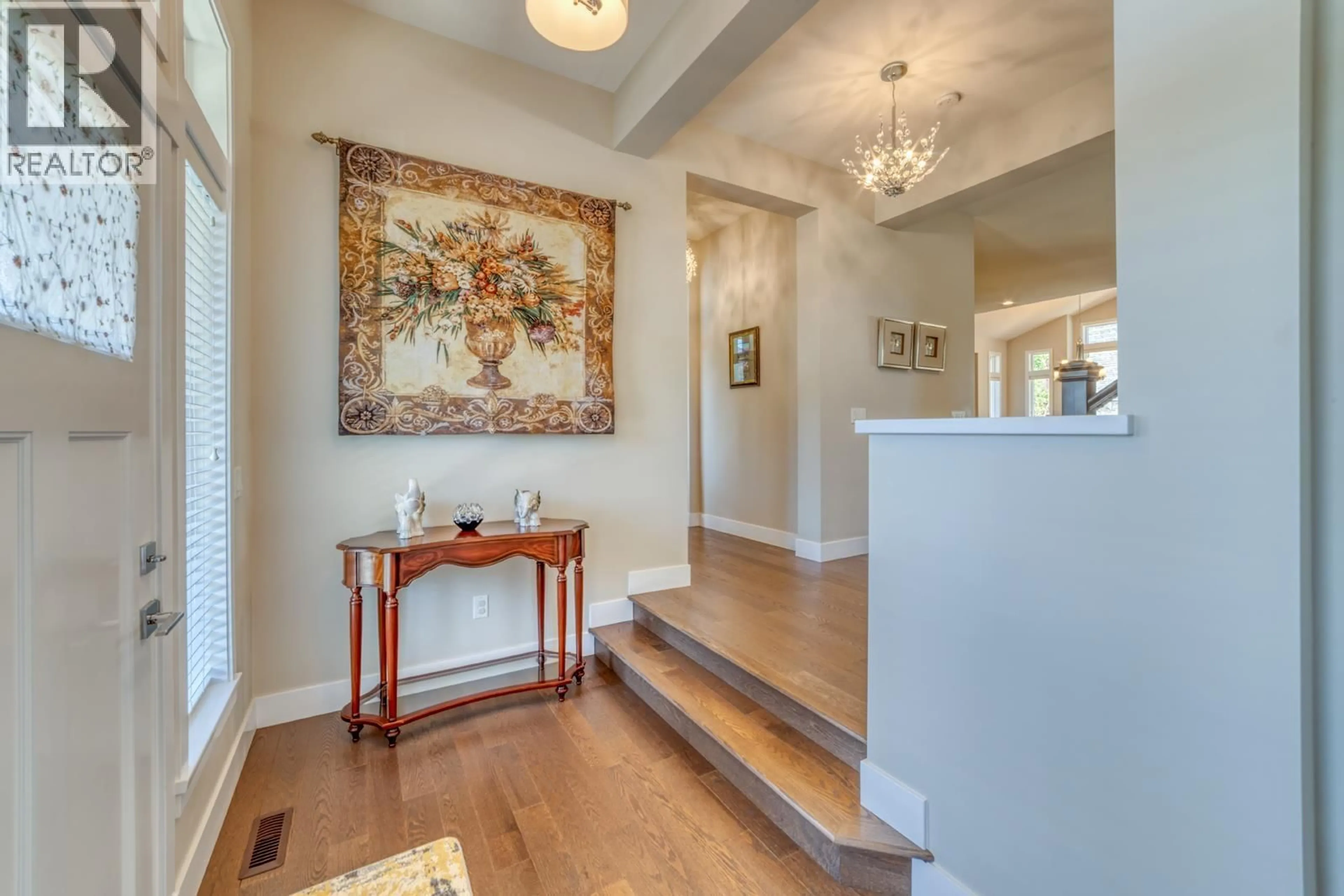 Indoor entryway for 3507 BISHOP PLACE, Coquitlam British Columbia V3E0K2