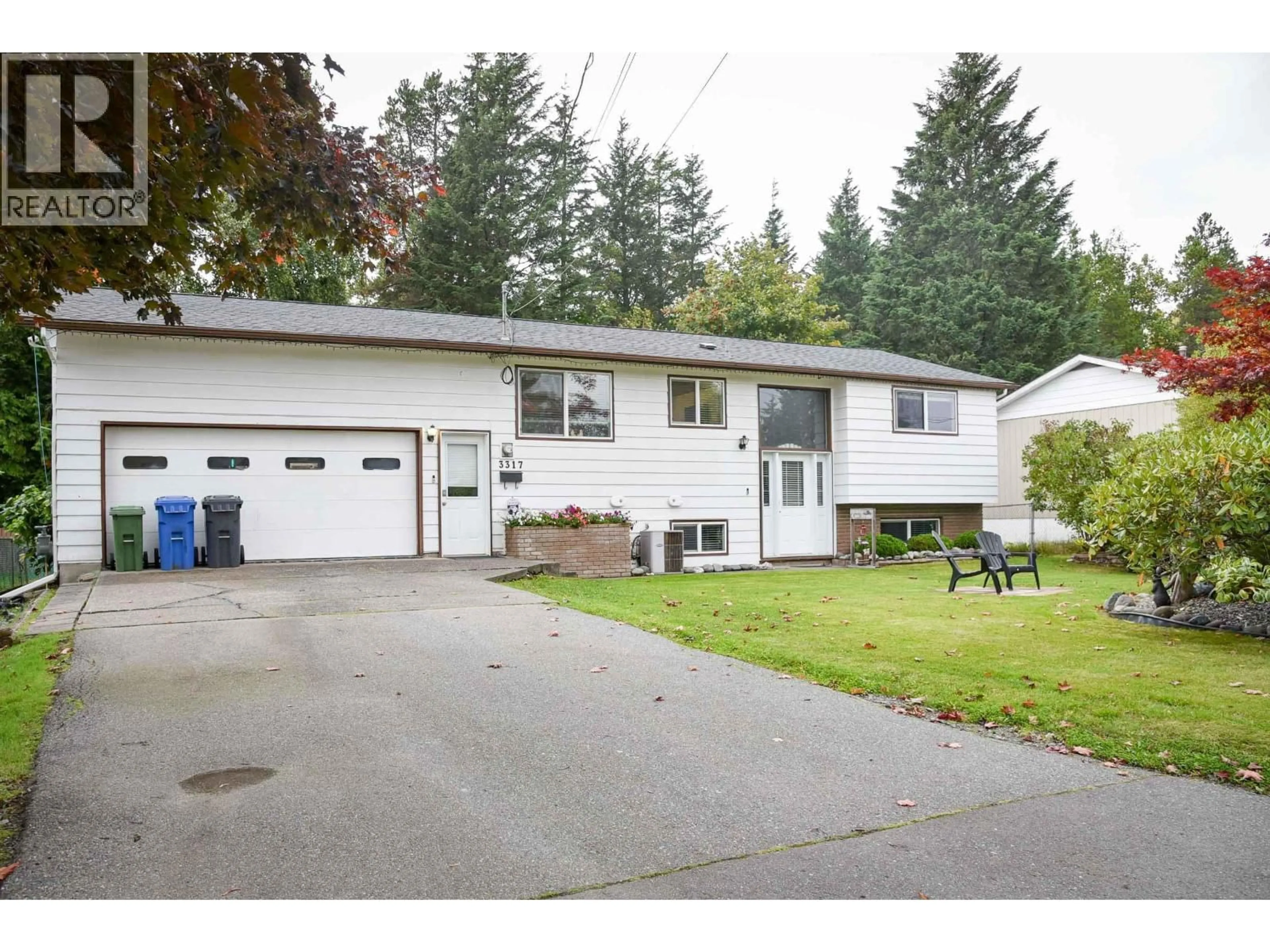 Home with vinyl exterior material, street for 3317 PHEASANT STREET, Terrace British Columbia V8G3H4