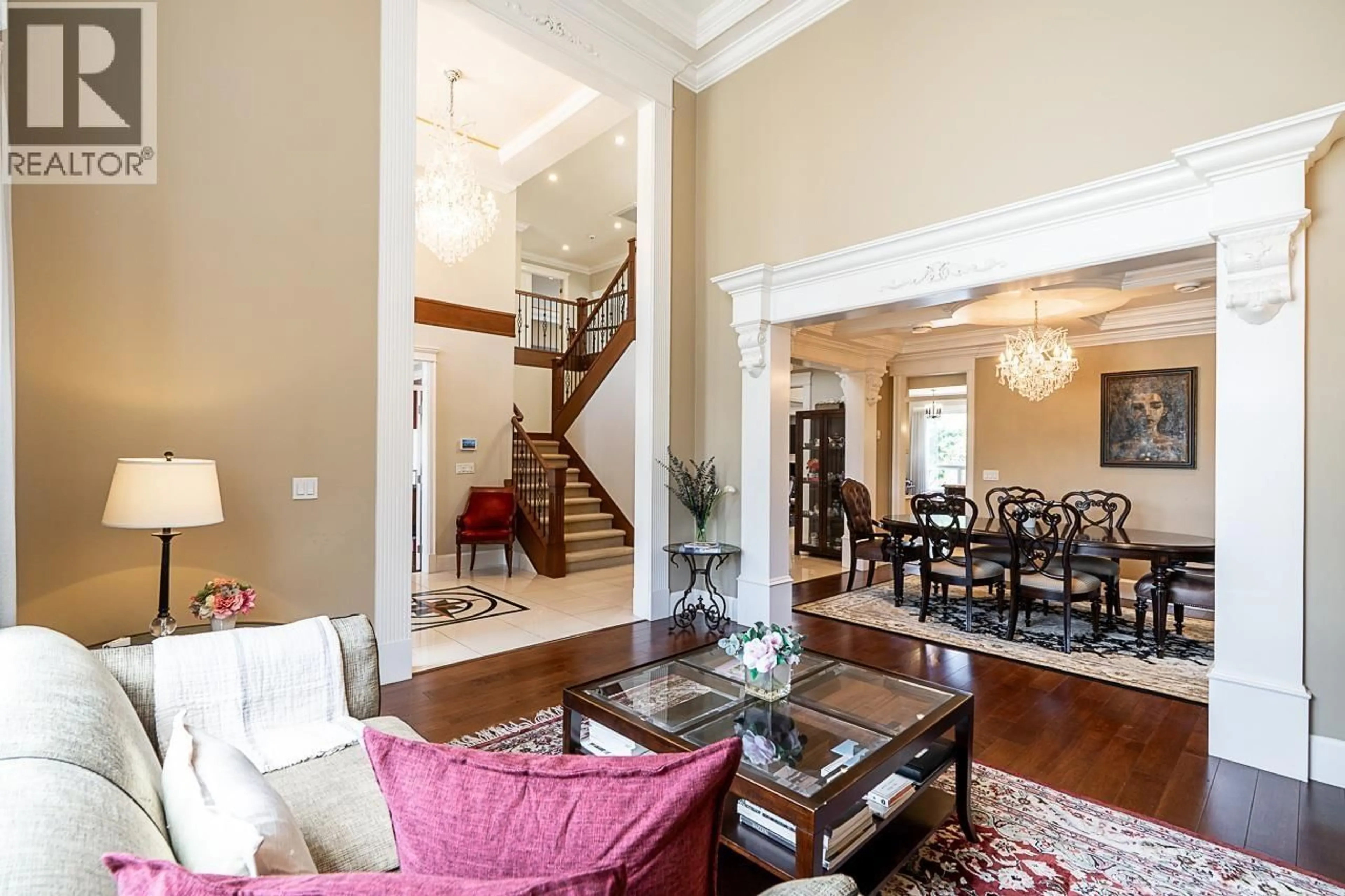 Indoor foyer for 8800 MOORE ROAD, Richmond British Columbia V6Y2J1