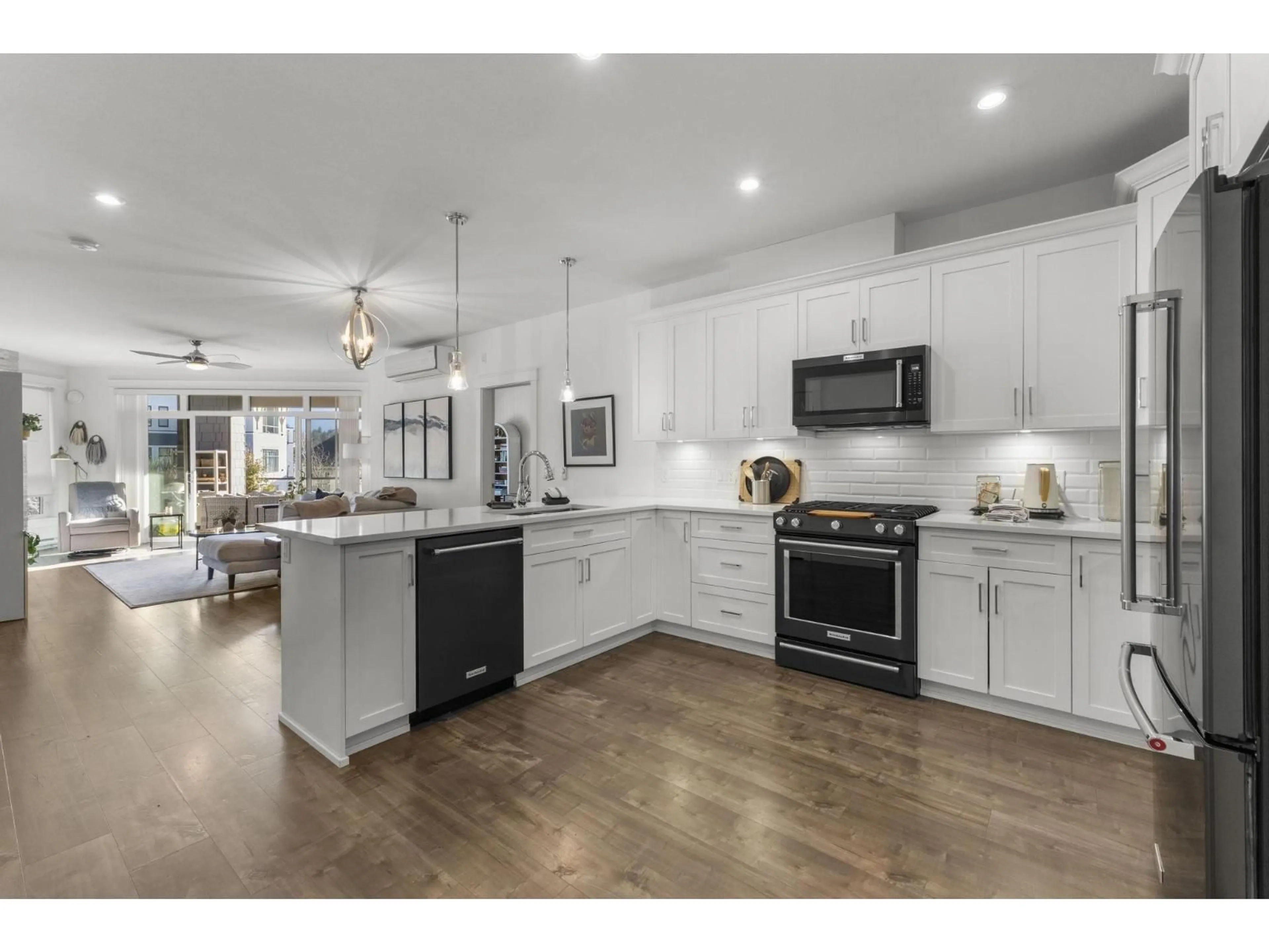 Open concept kitchen, unknown for 202 - 5384 TYEE LANE, Chilliwack British Columbia V2R6C8