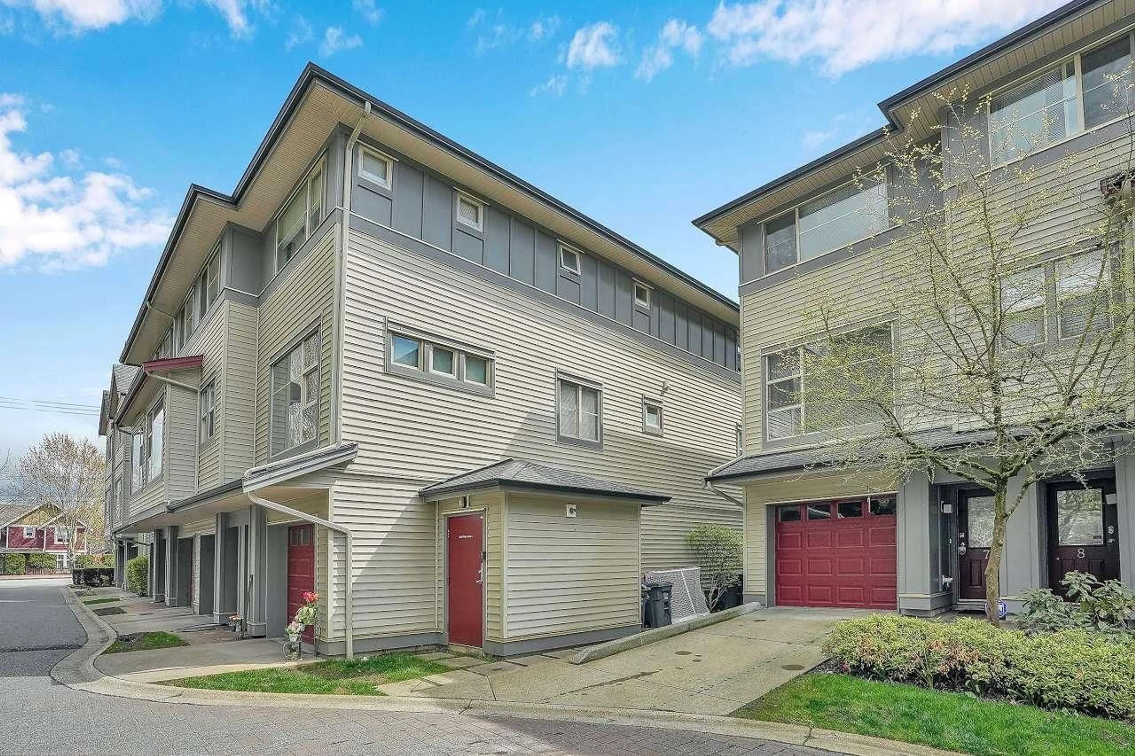 Unknown for 7 - 6033 168 STREET, Surrey British Columbia V3S3X7