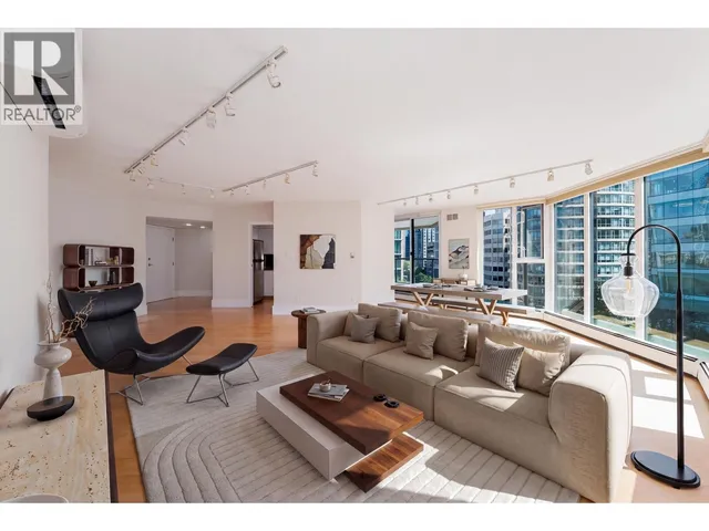 905 - 1010 BURNABY STREET, Vancouver 3