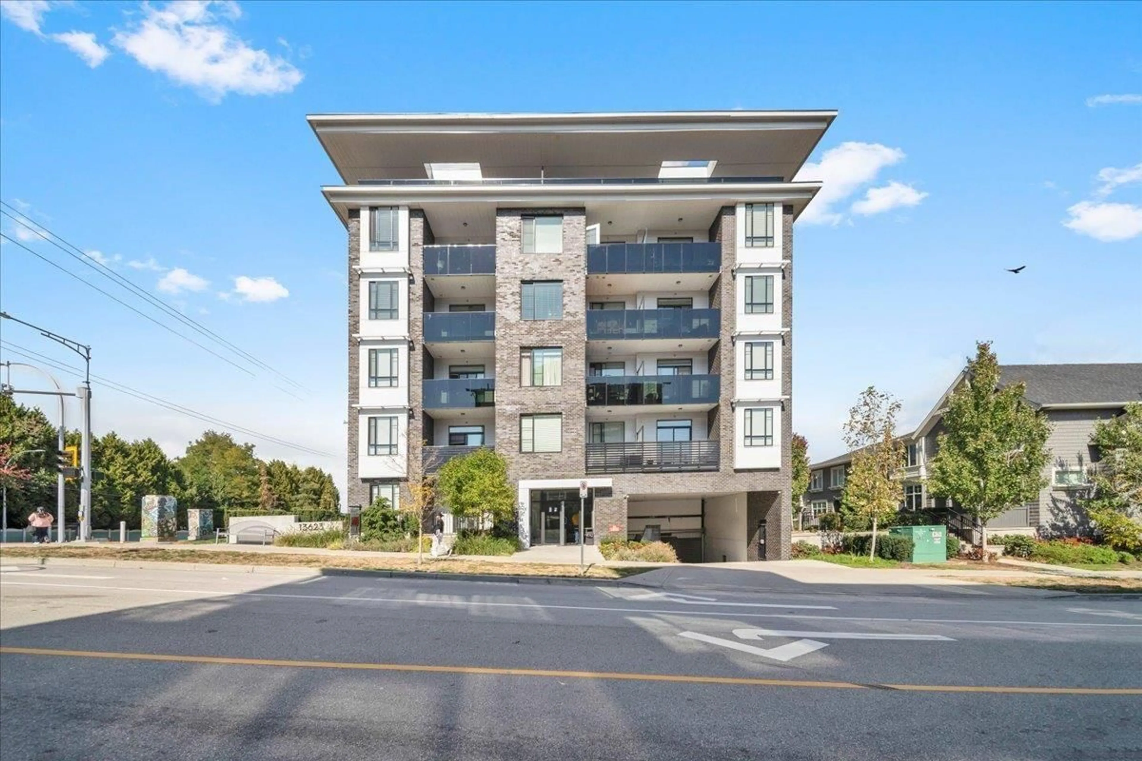 Unknown for 401 - 13623 81A AVENUE, Surrey British Columbia V3W3N7