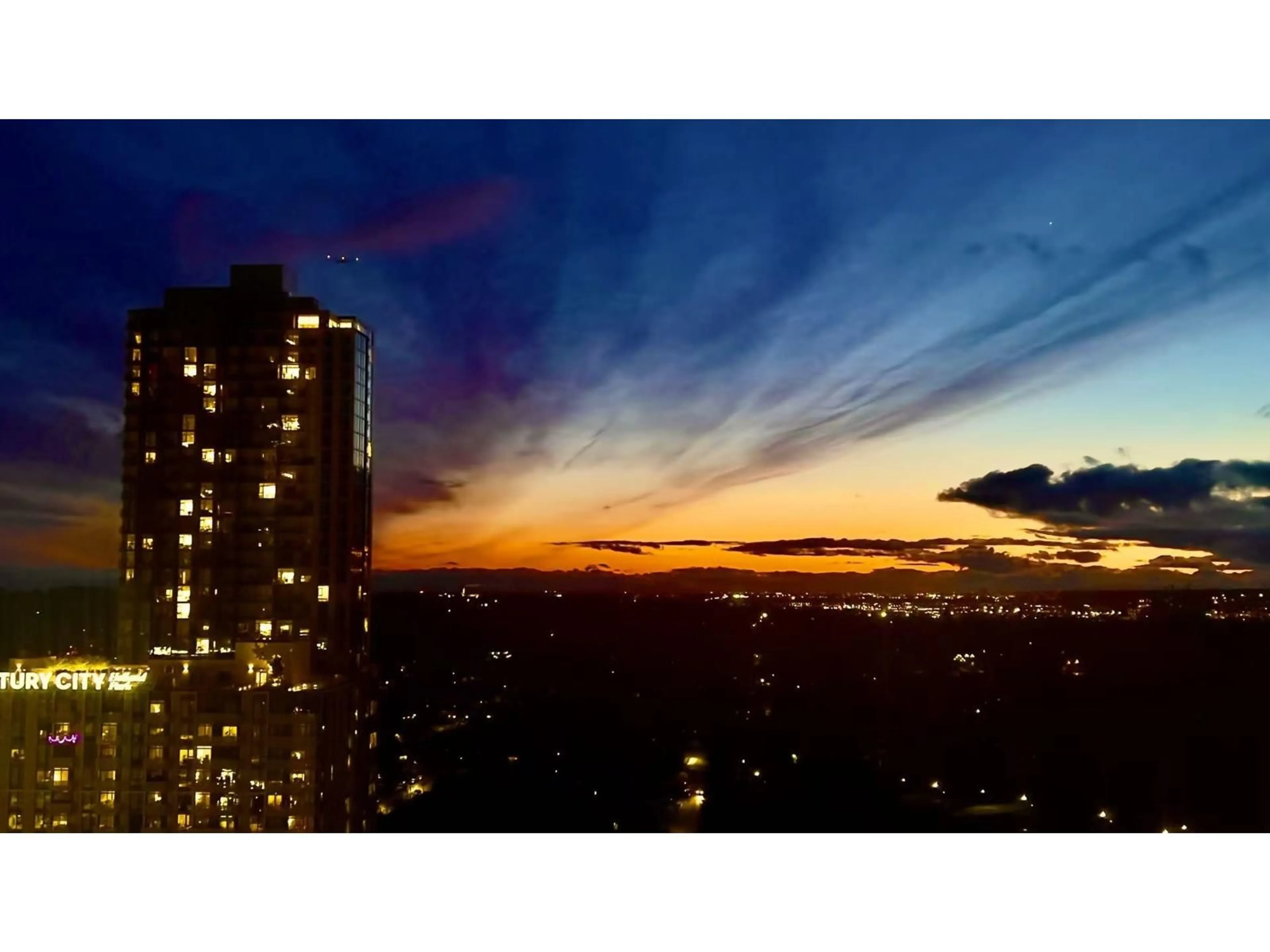 Blurry image for 2710 - 9887 WHALLEY BOULEVARD, Surrey British Columbia V3T0P4