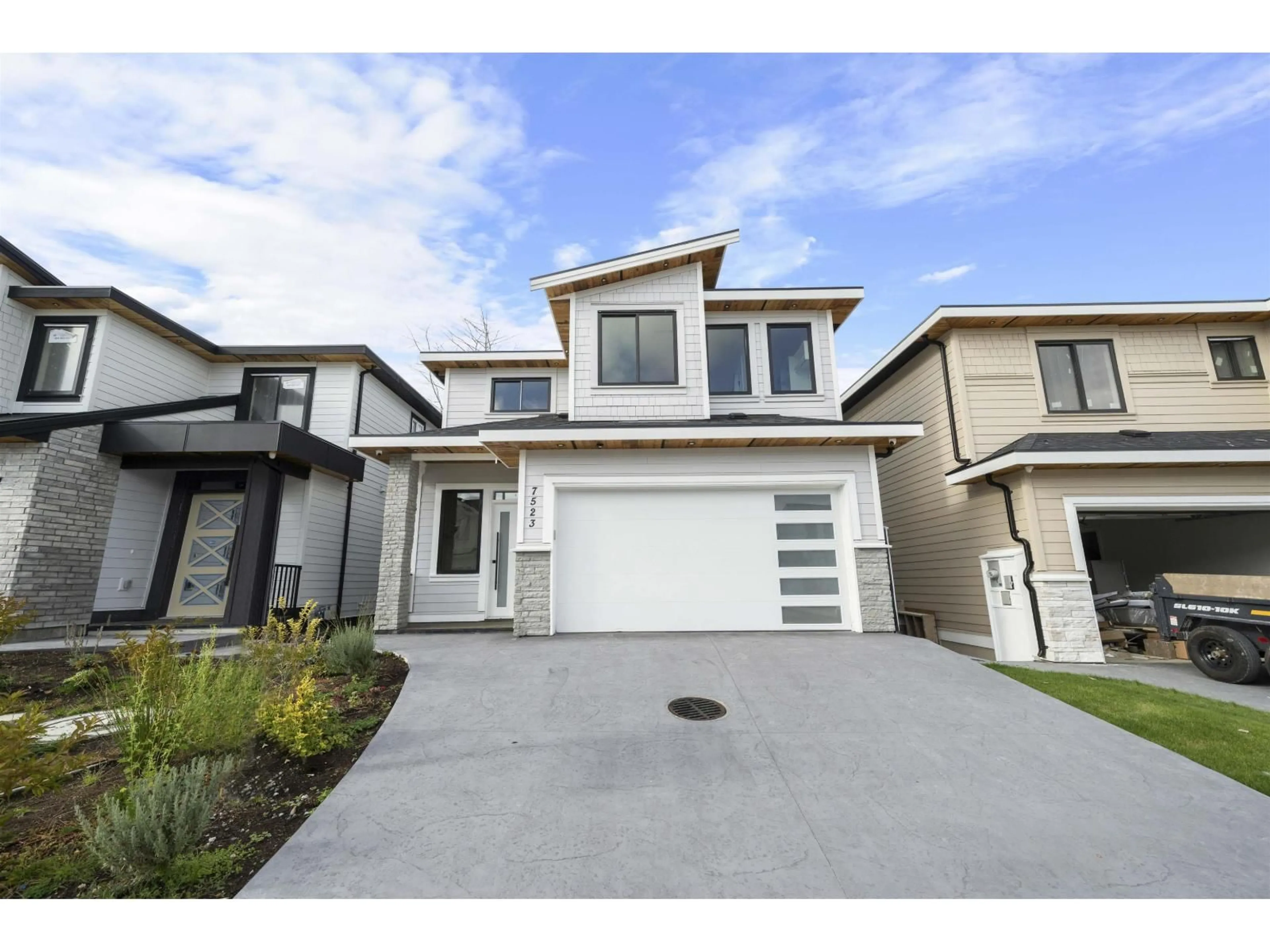Home with vinyl exterior material, street for 7523 205 STREET, Langley British Columbia V2Y1V5