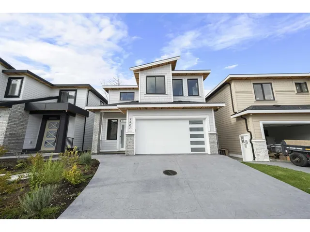 7523 205 STREET, Langley 3